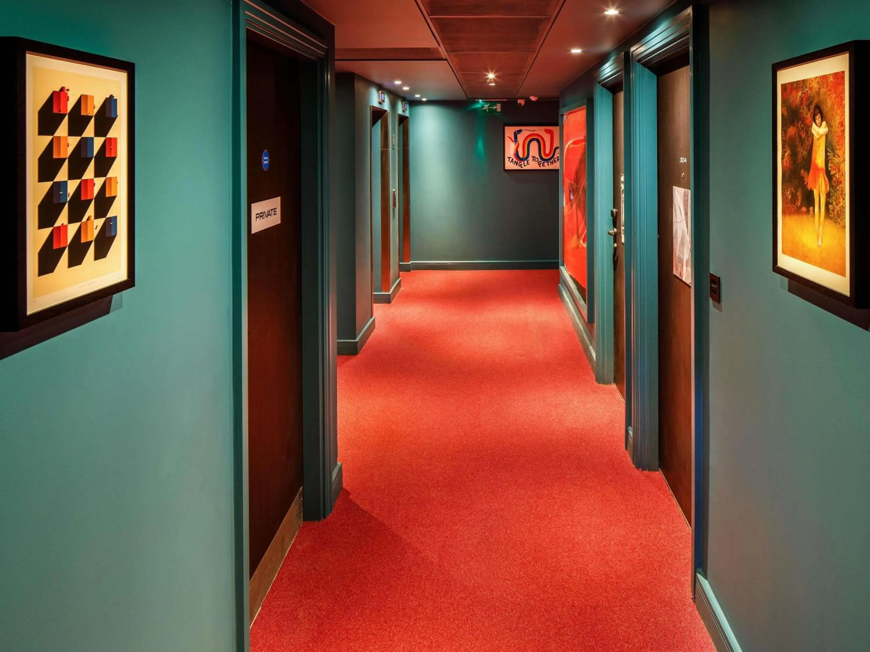 Property building in ibis Styles Edinburgh St Andrew Square