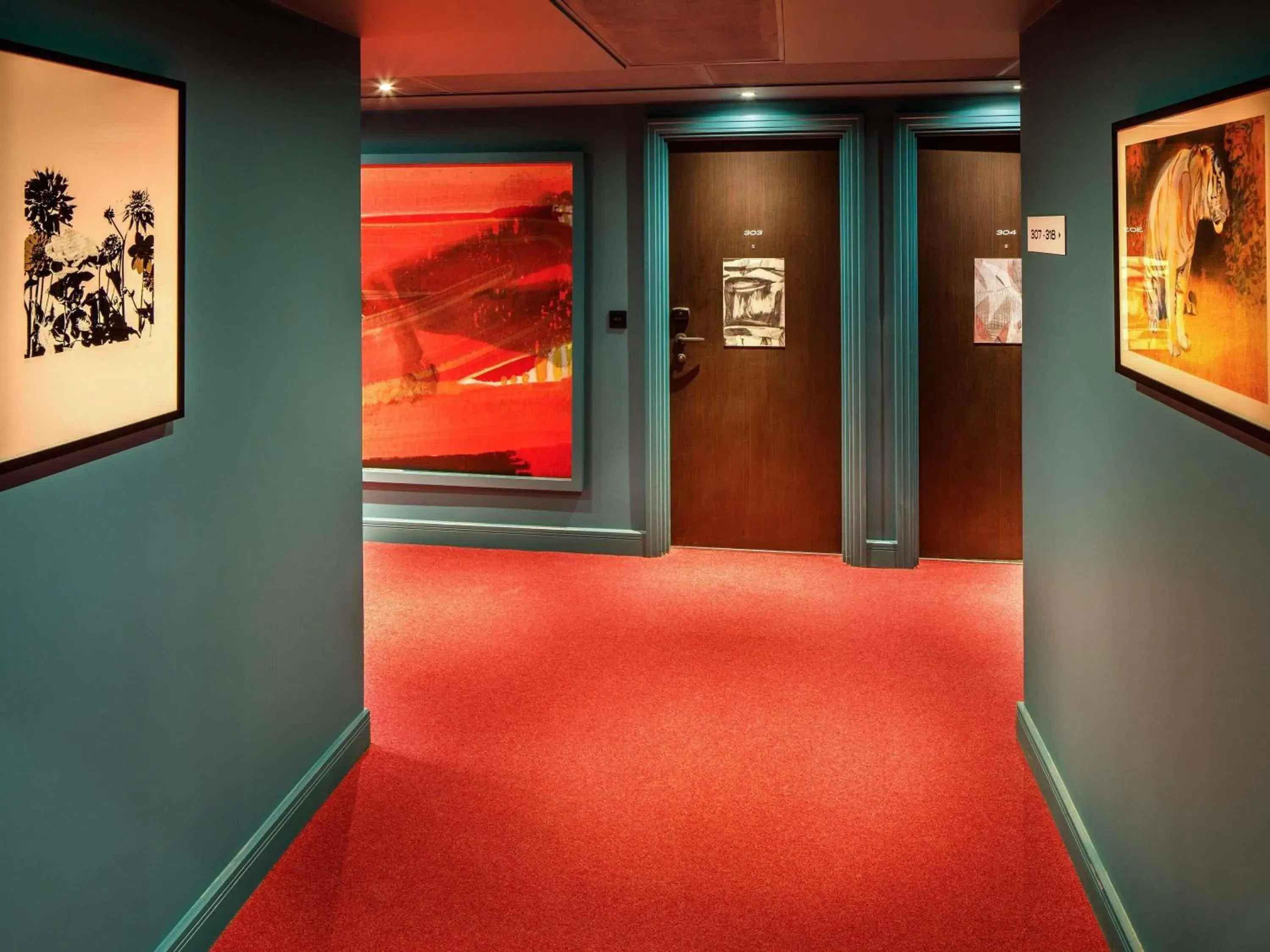 Property building in ibis Styles Edinburgh St Andrew Square Property building in ibis Styles Edinburgh St Andrew Square