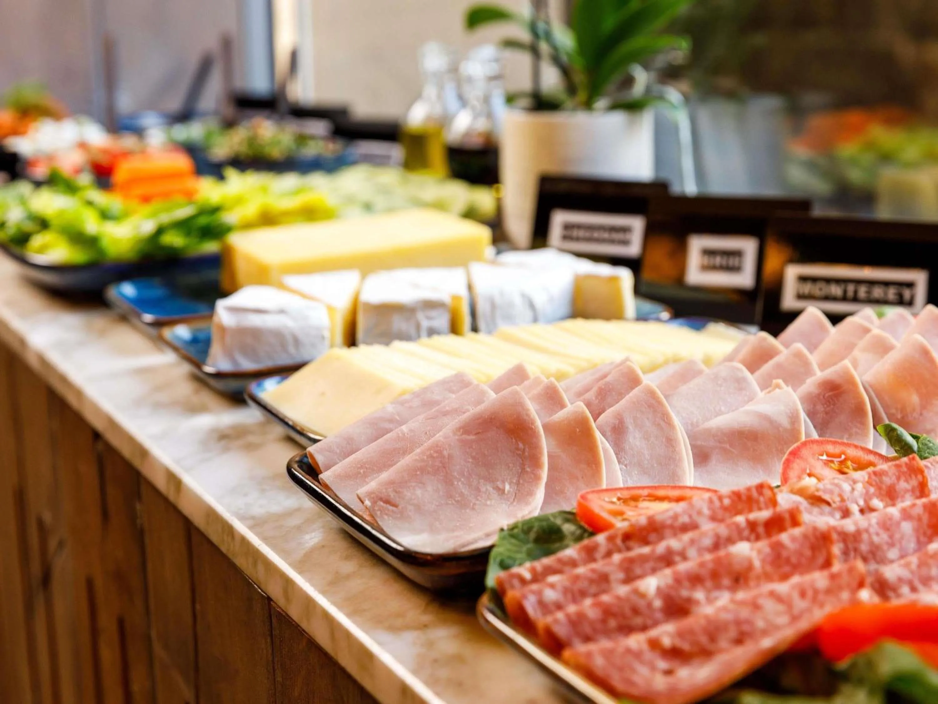 Breakfast in ibis Styles Edinburgh St Andrew Square