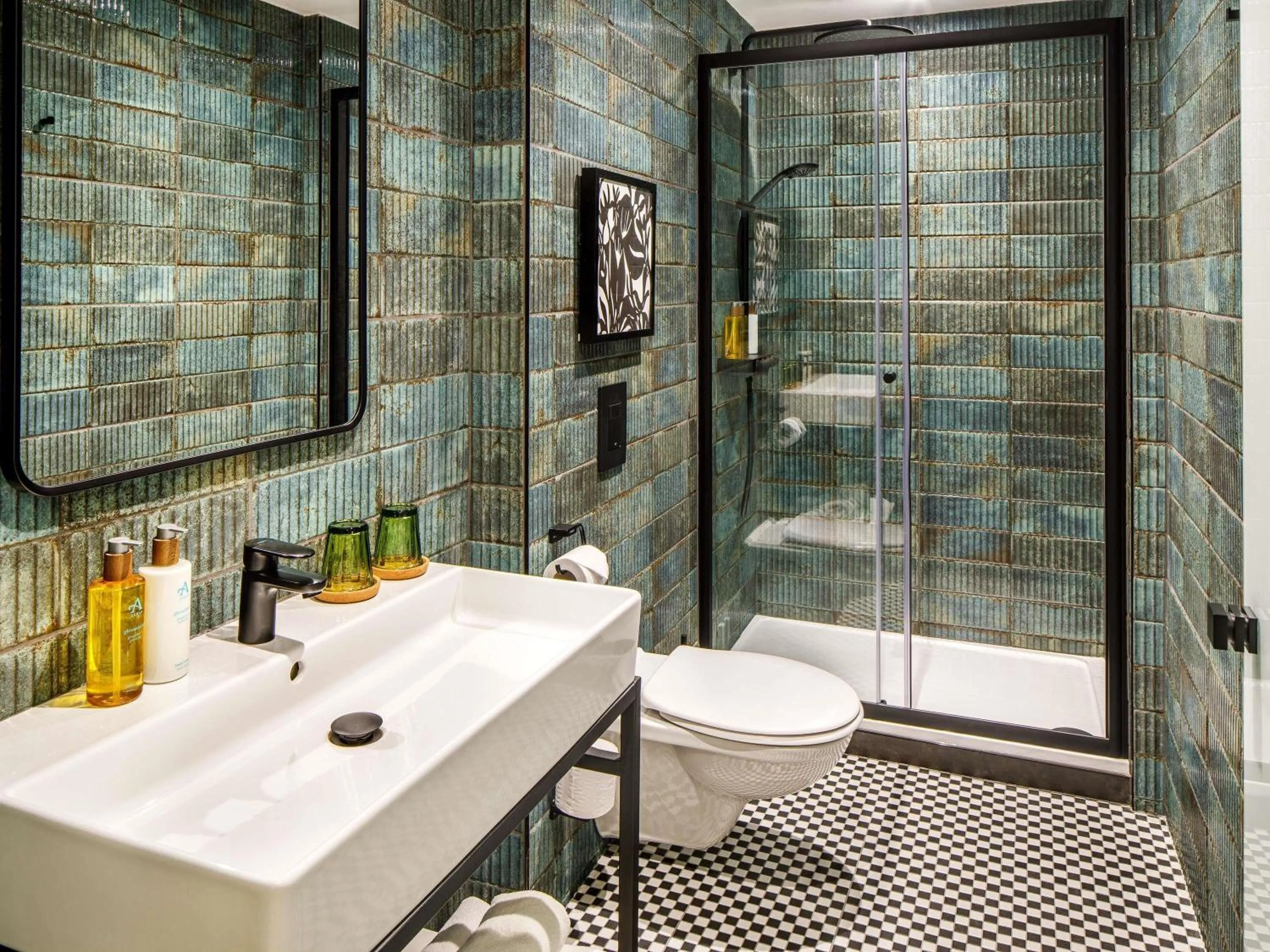 Bedroom in ibis Styles Edinburgh St Andrew Square