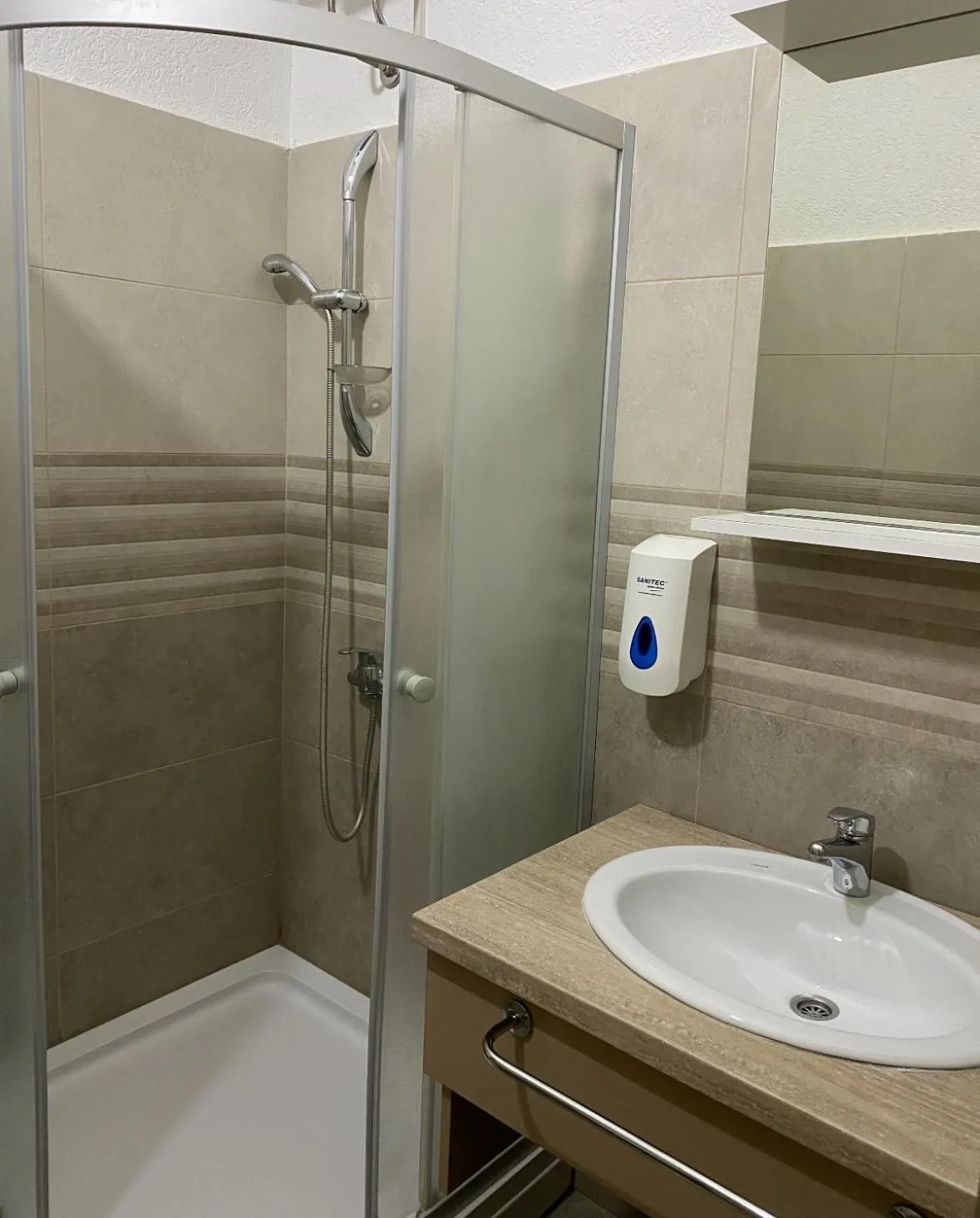 Hotel Piramida Sunca