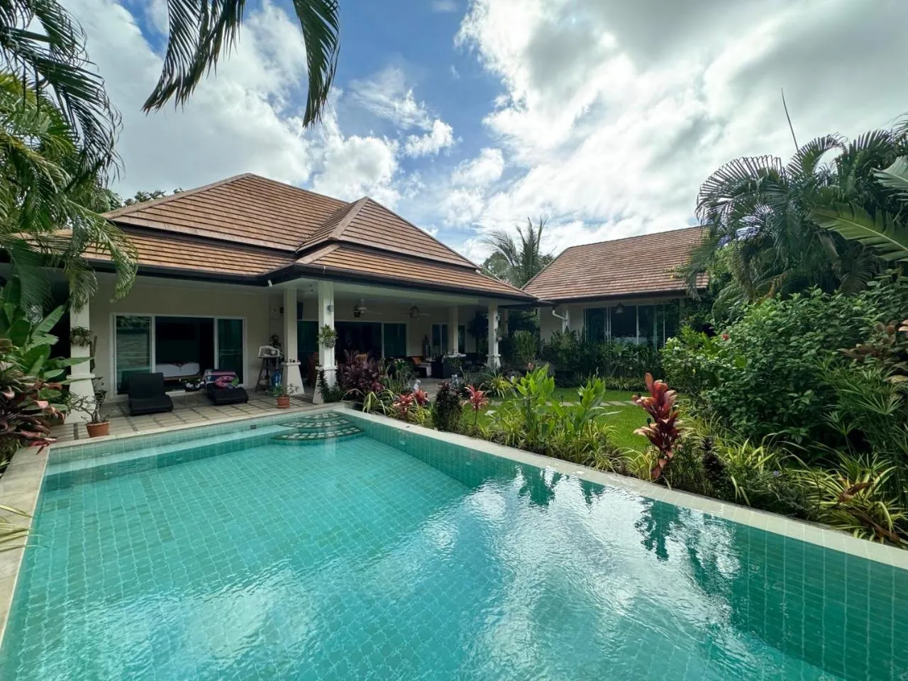 Pacotte Villa by G Estate