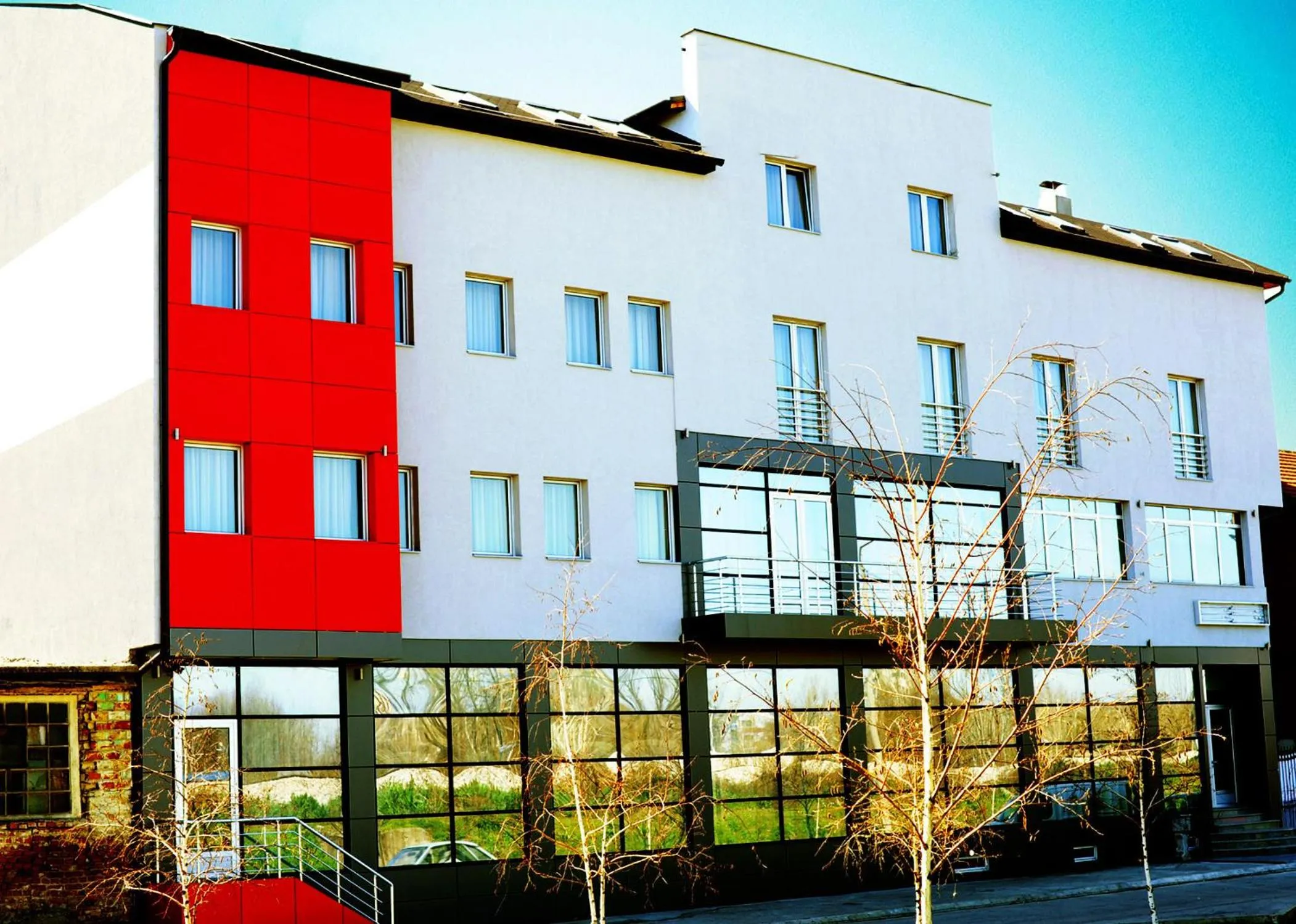 Facade/entrance in Garni Hotel Crystal Ice