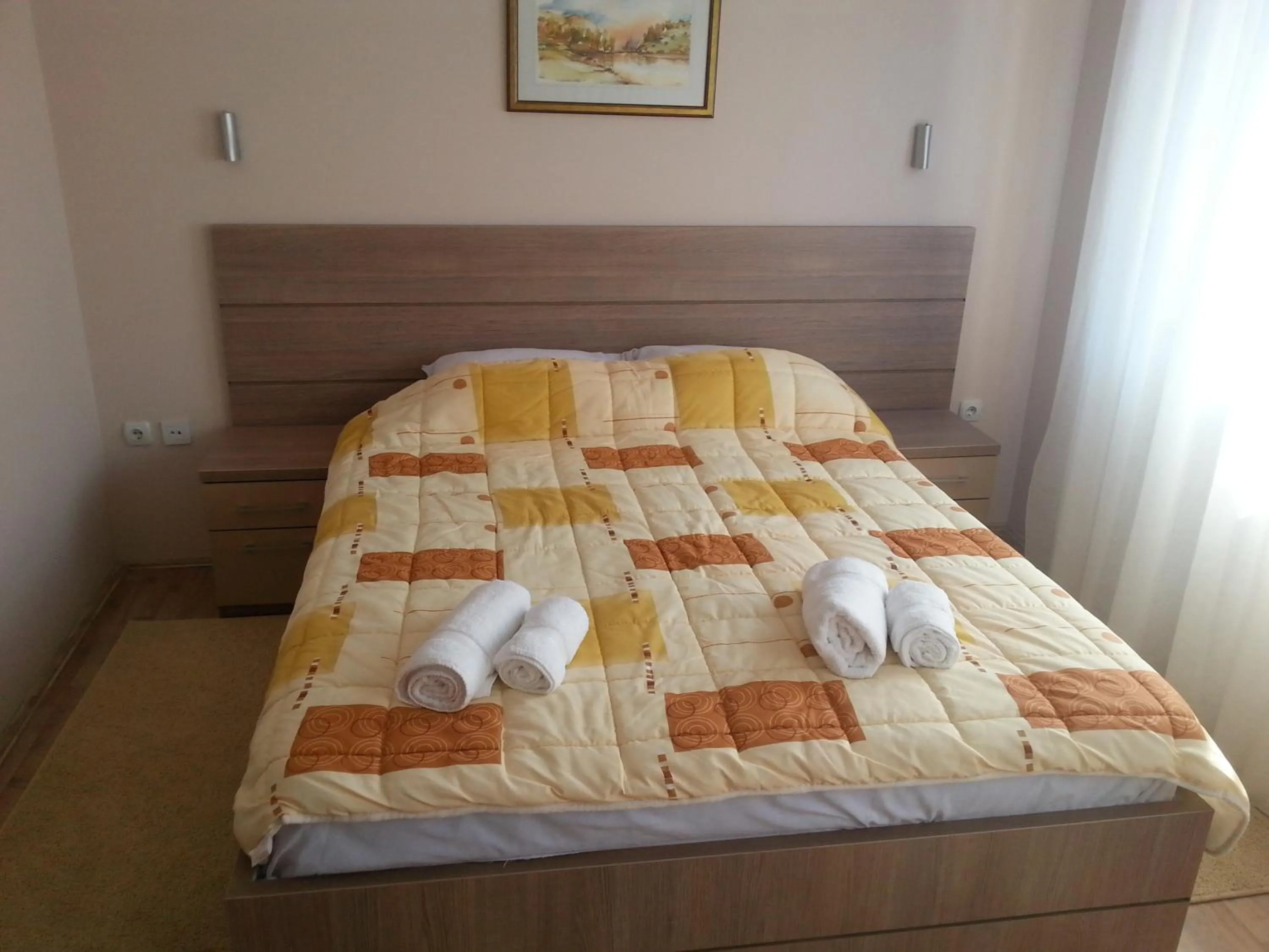 Bathroom, Bed in Garni Hotel Crystal Ice