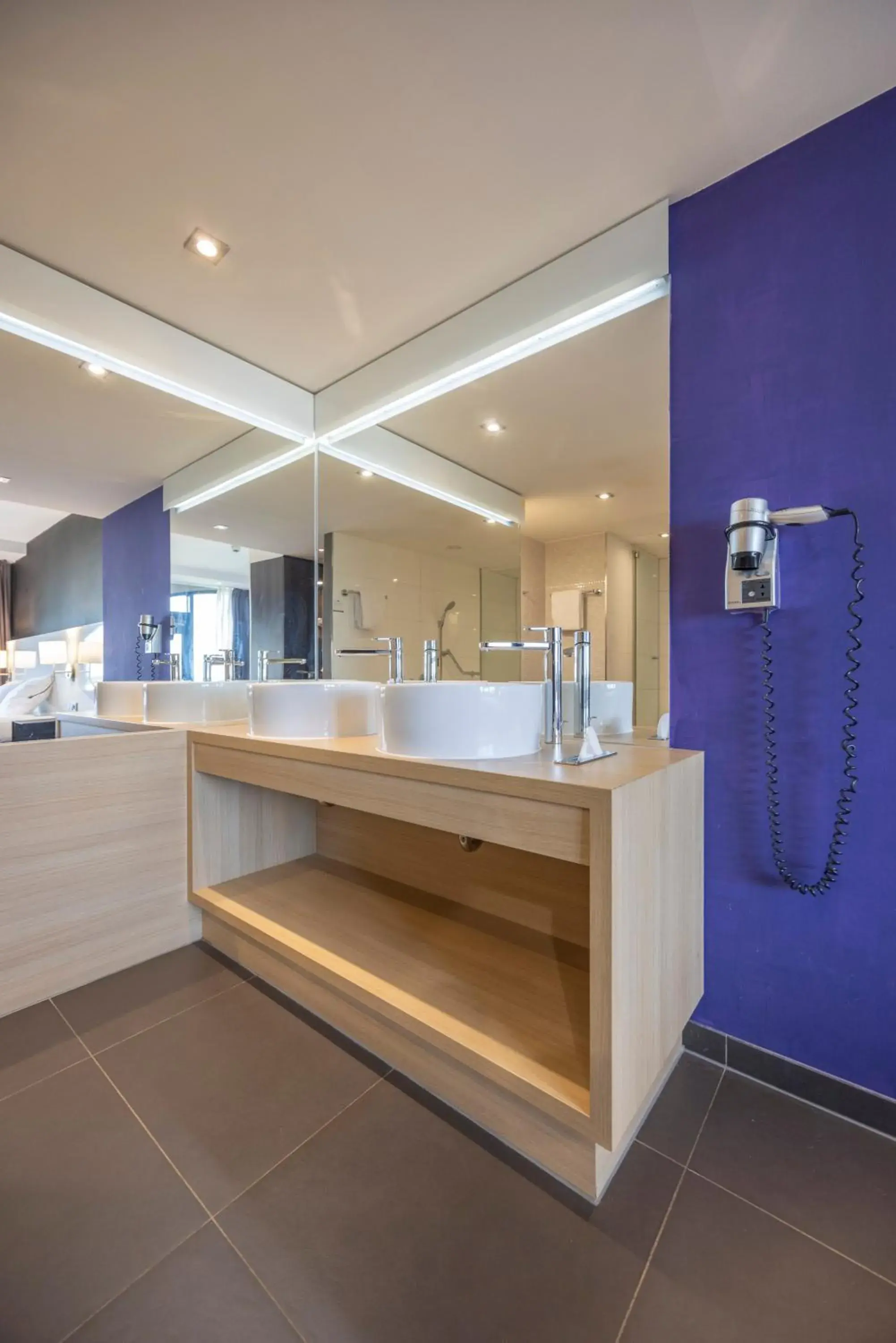 Bathroom in Fletcher Hotel-Restaurant Nieuwegein-Utrecht Bathroom in Fletcher Hotel-Restaurant Nieuwegein-Utrecht