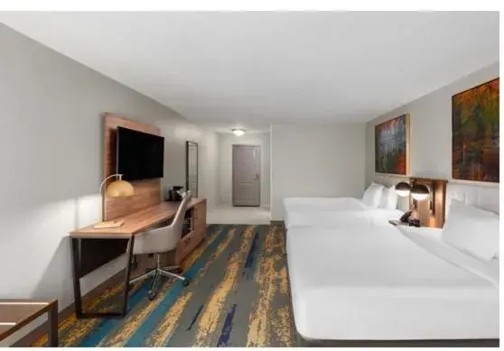 Bed in La Quinta by Wyndham Knoxville Central Papermill Bed in La Quinta by Wyndham Knoxville Central Papermill