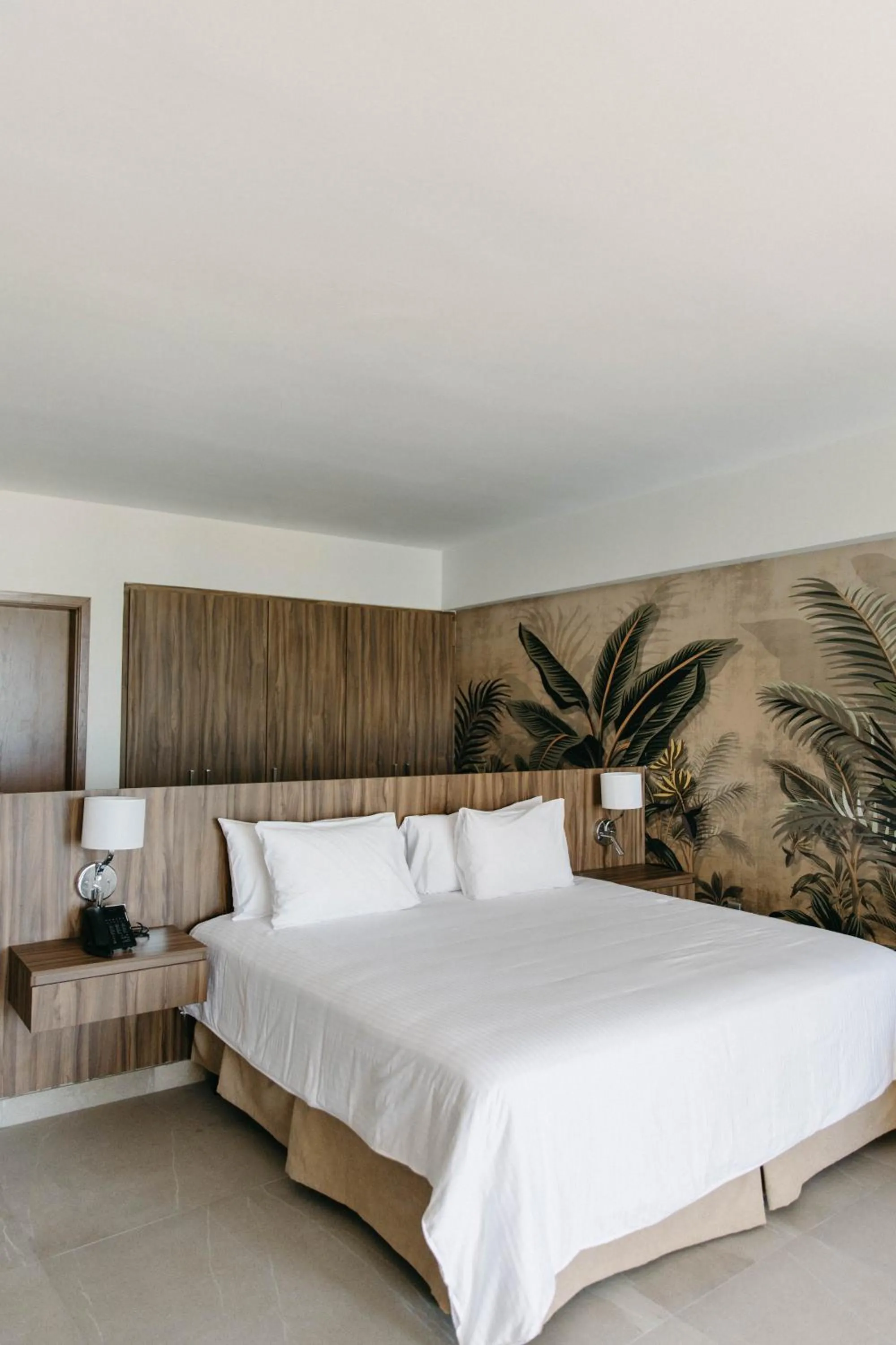 Deluxe King Room in Soleare Hotel Boutique