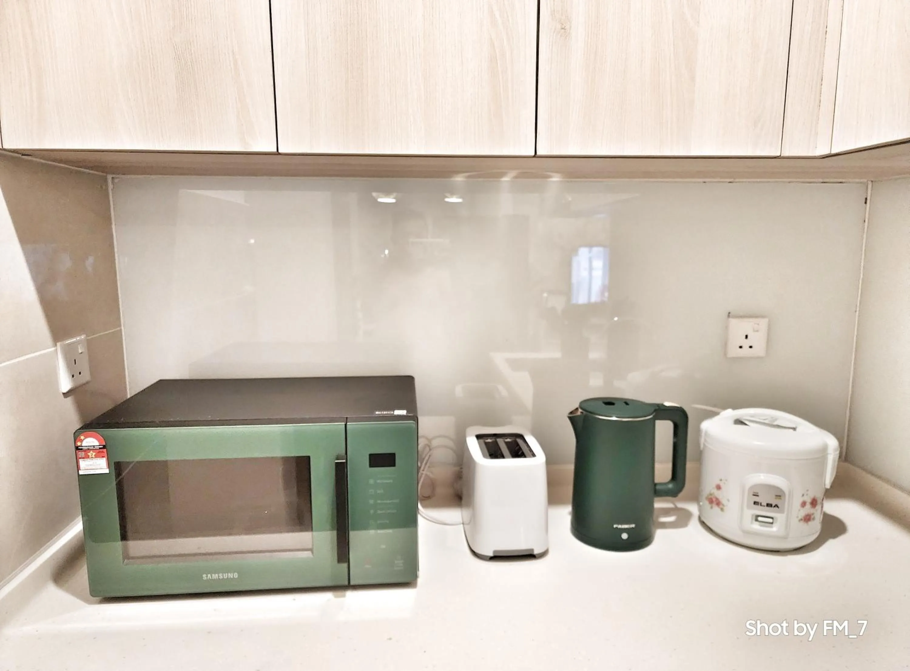 Coffee/tea facilities in Seaview Luxury Suites at The Shore Kota Kinabalu