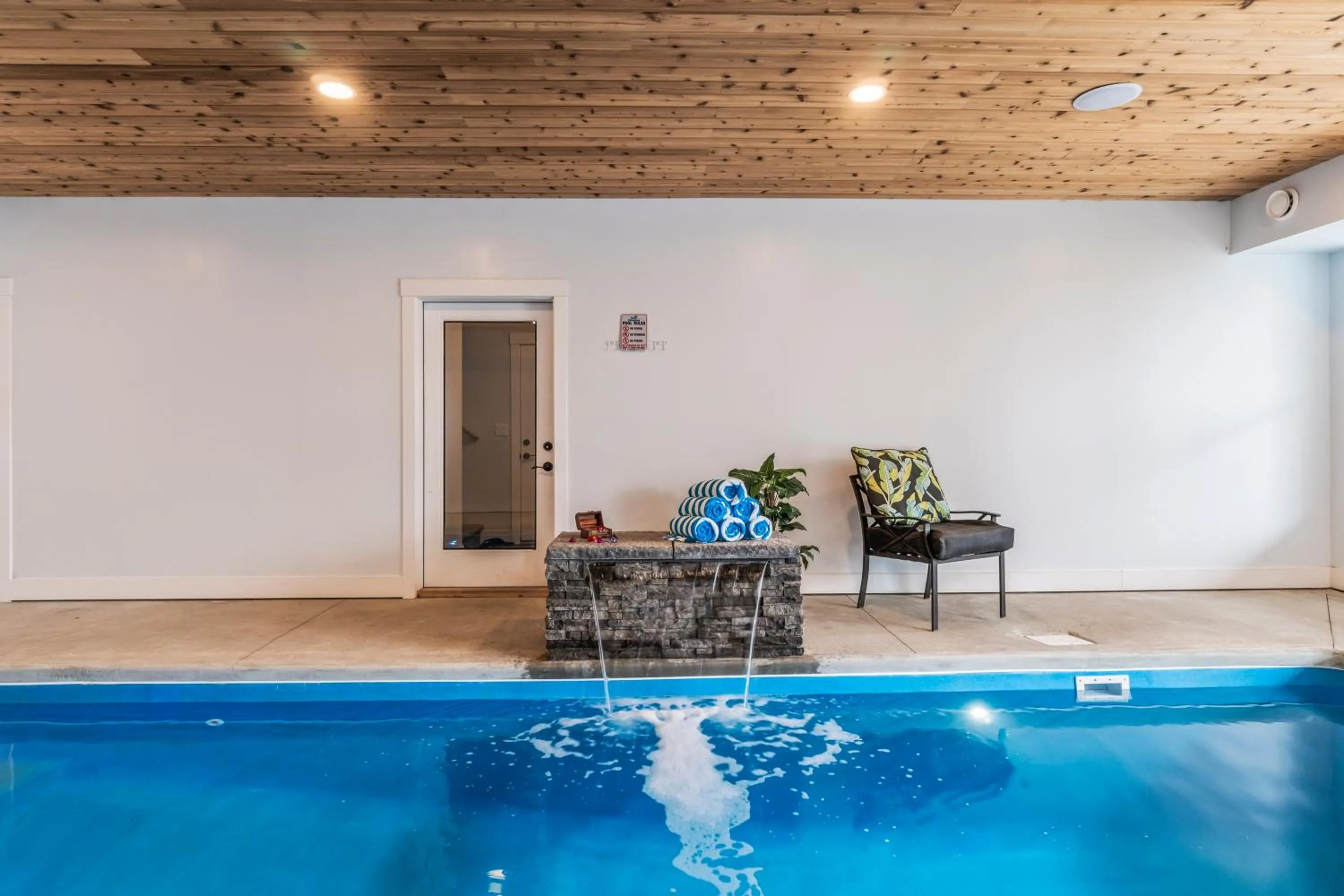 Swimming pool in Heaven's Haven