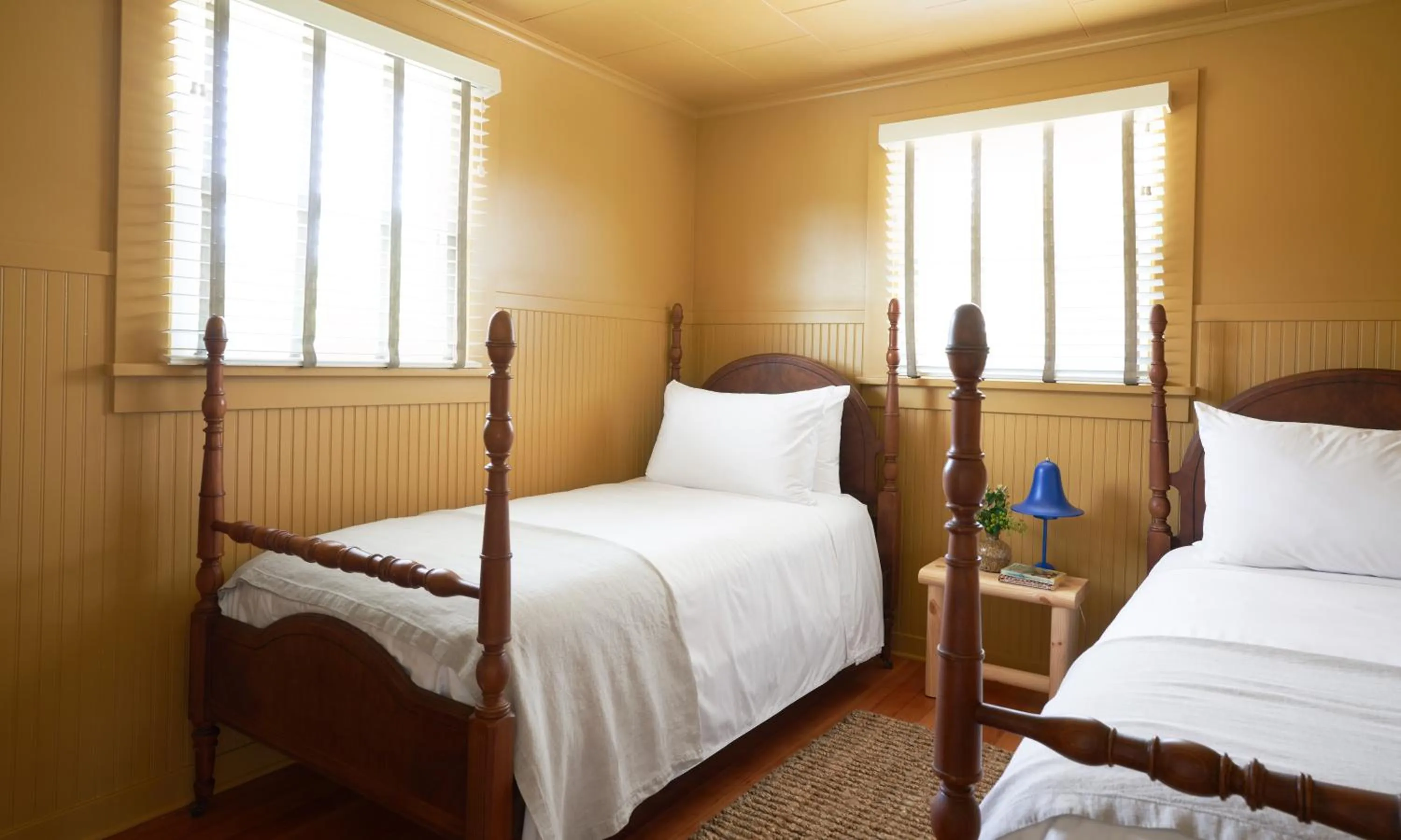 Bed in The Drifthaven at Gearhart