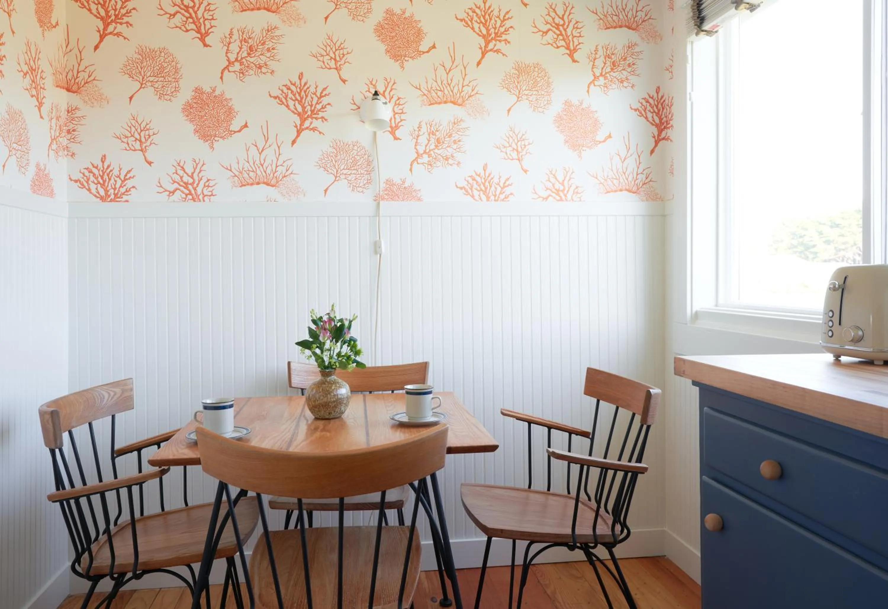 Kitchen or kitchenette in The Drifthaven at Gearhart