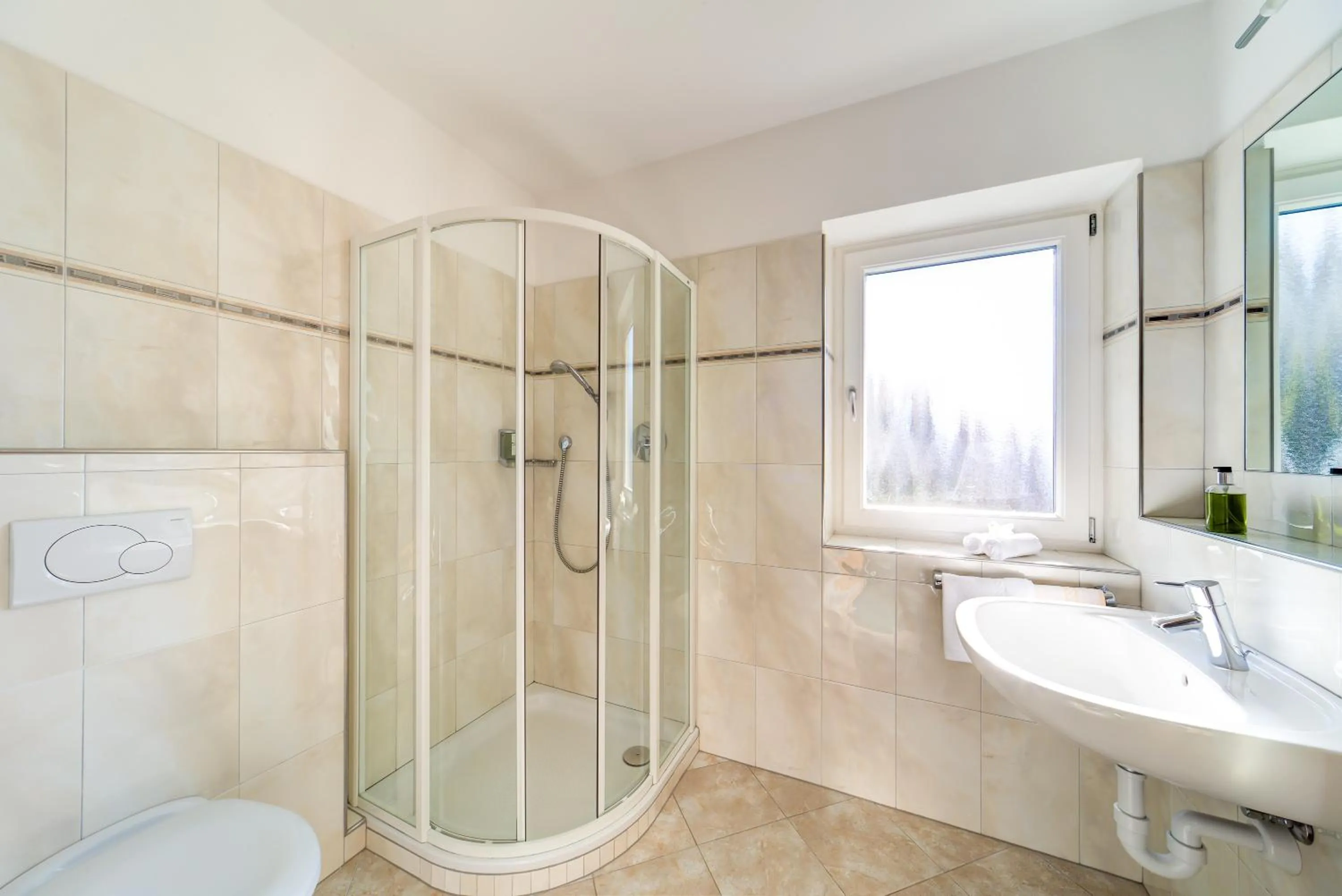 Shower in Hotel Garni Katnau