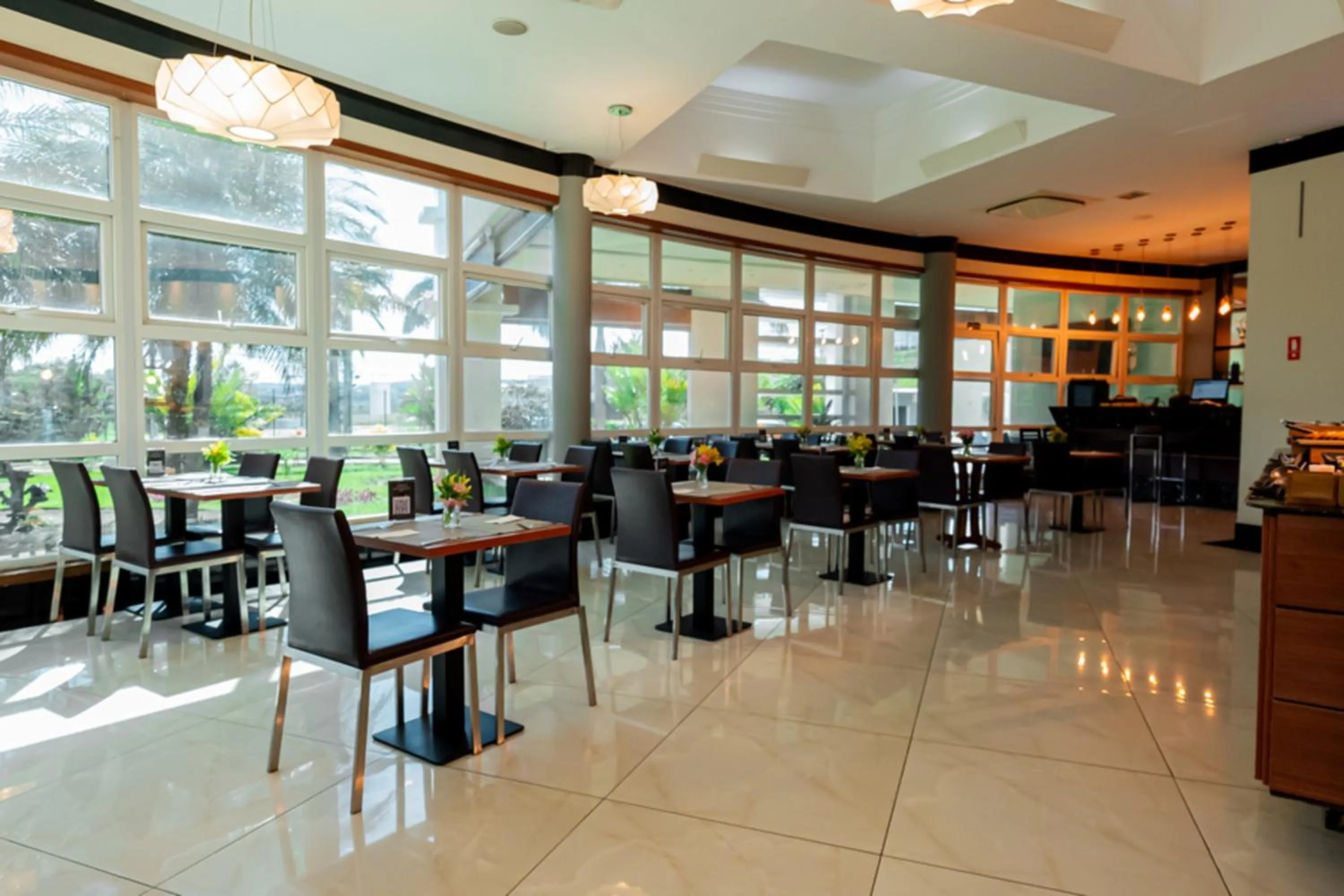 Restaurant/places to eat in Intercity Vinhedo