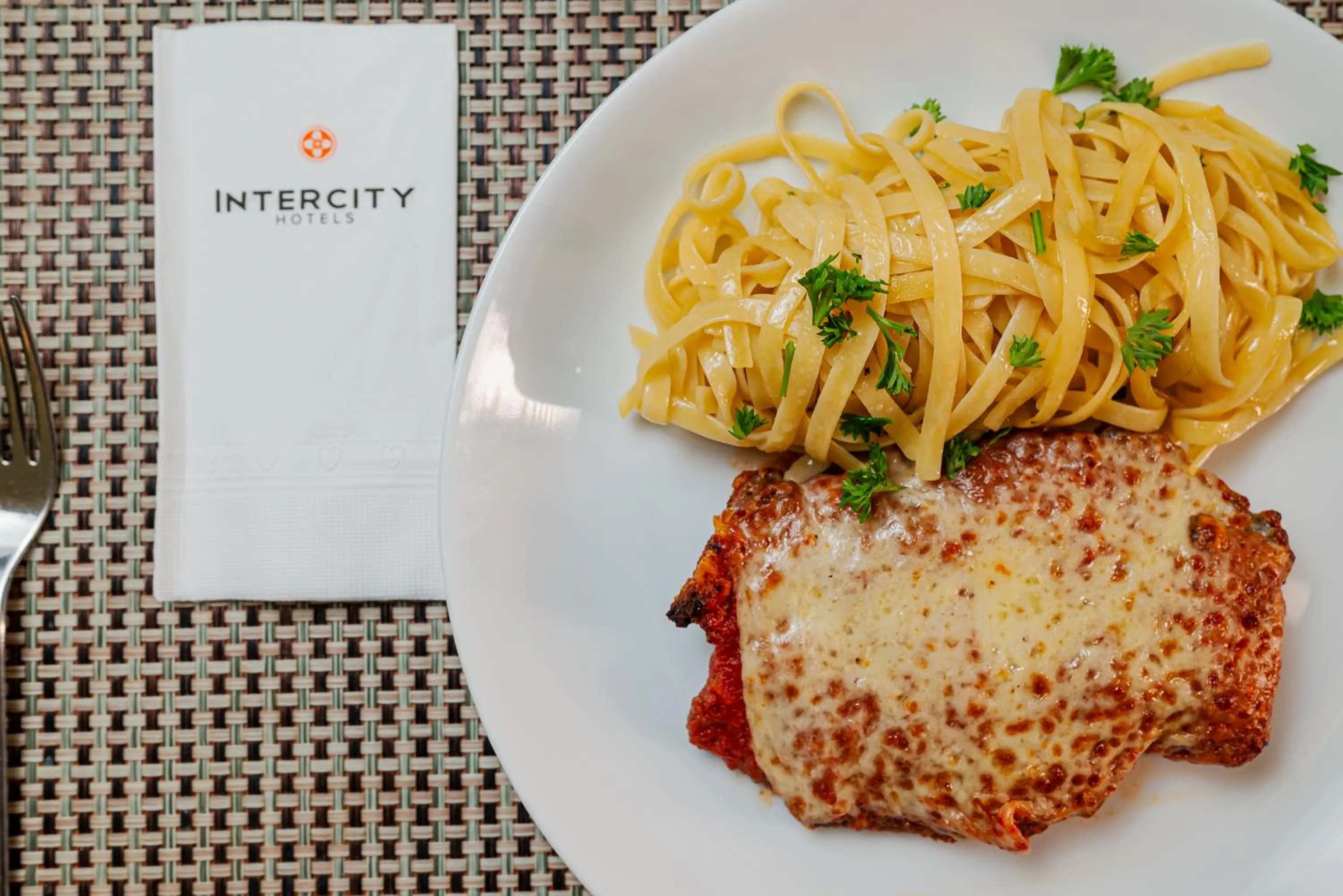 Restaurant/places to eat in Intercity Vinhedo