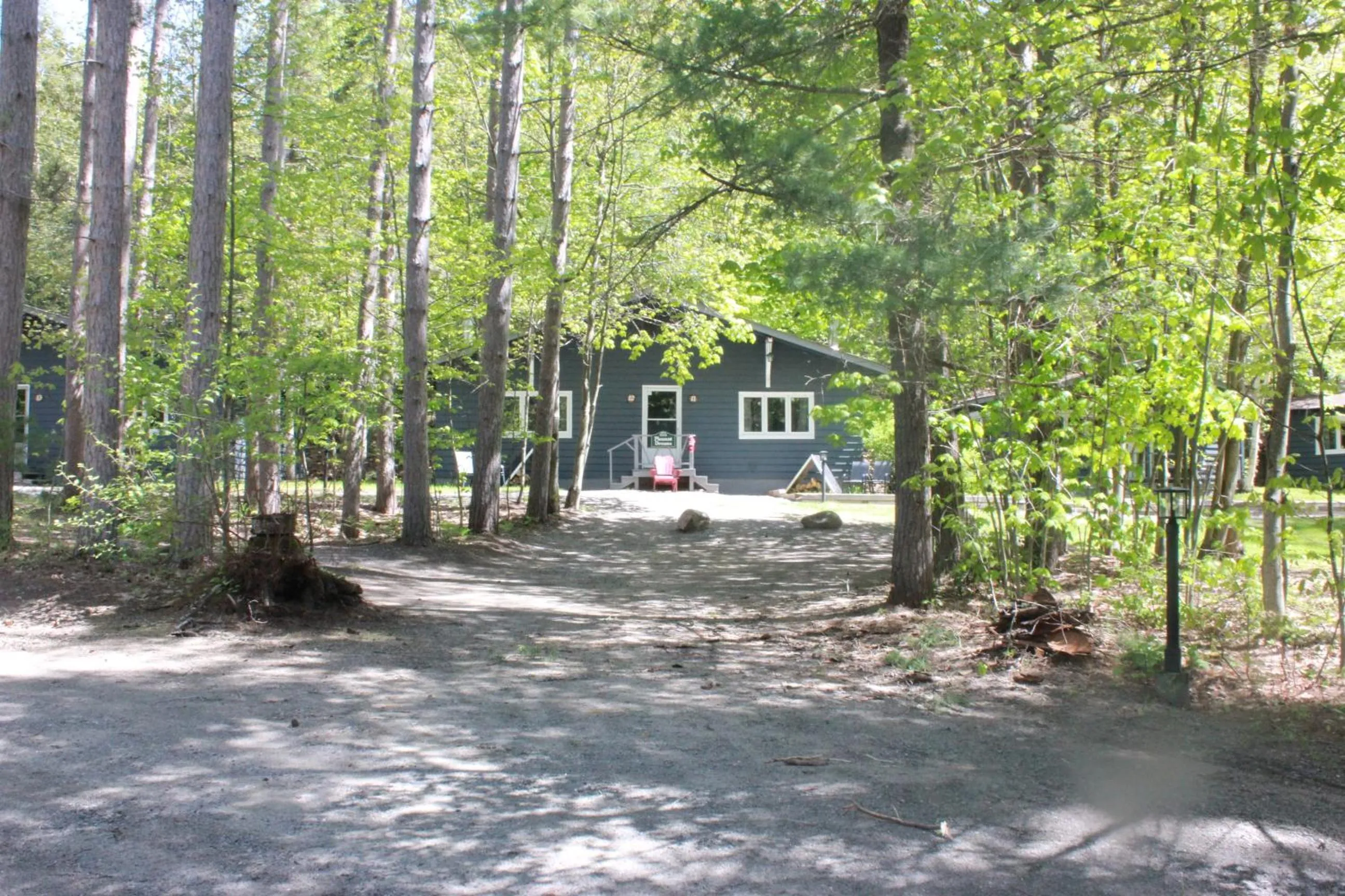 Parking in Trillium Resort & Spa