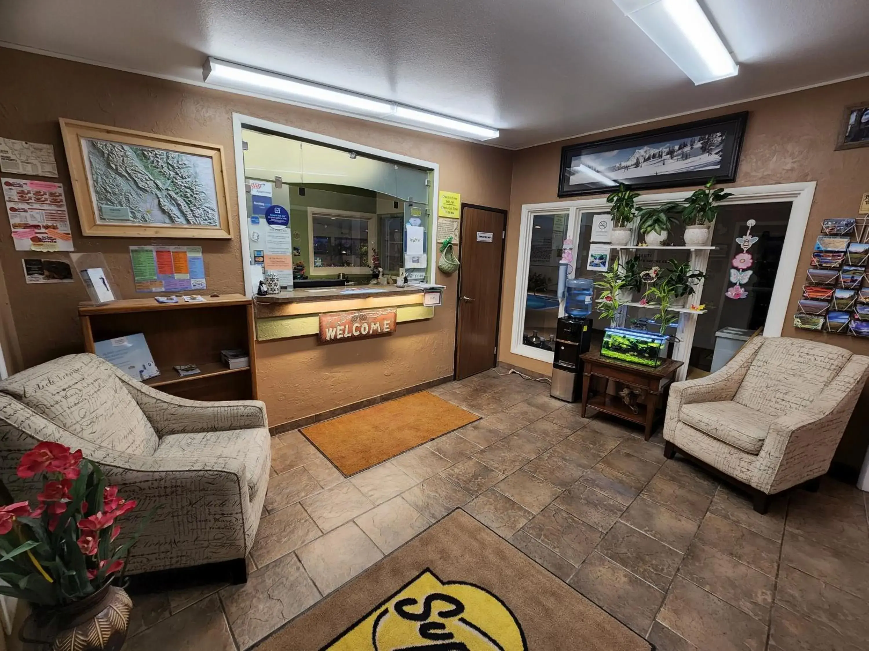 Lobby or reception in Super 8 by Wyndham Cut Bank Lobby or reception in Super 8 by Wyndham Cut Bank