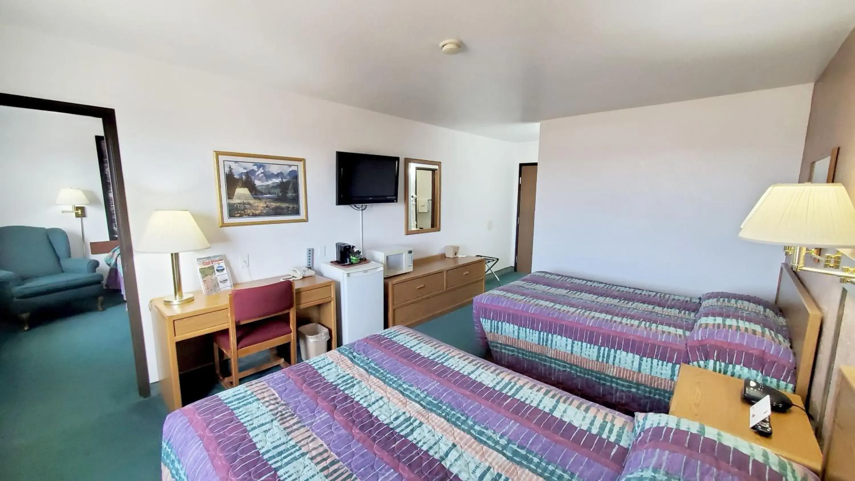 Bed in Super 8 by Wyndham Cut Bank Bed in Super 8 by Wyndham Cut Bank