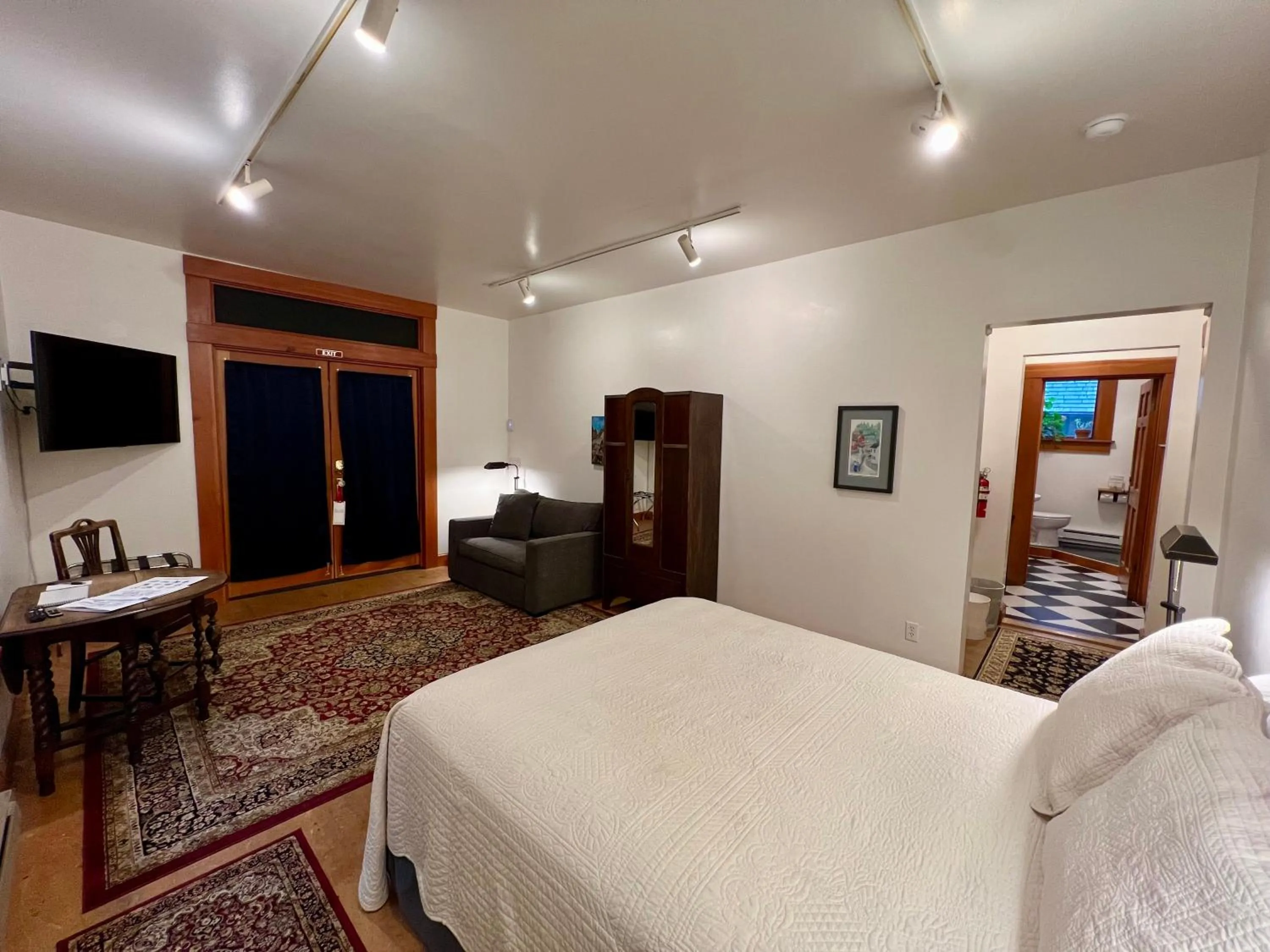 Bed in Inn At Creek Street