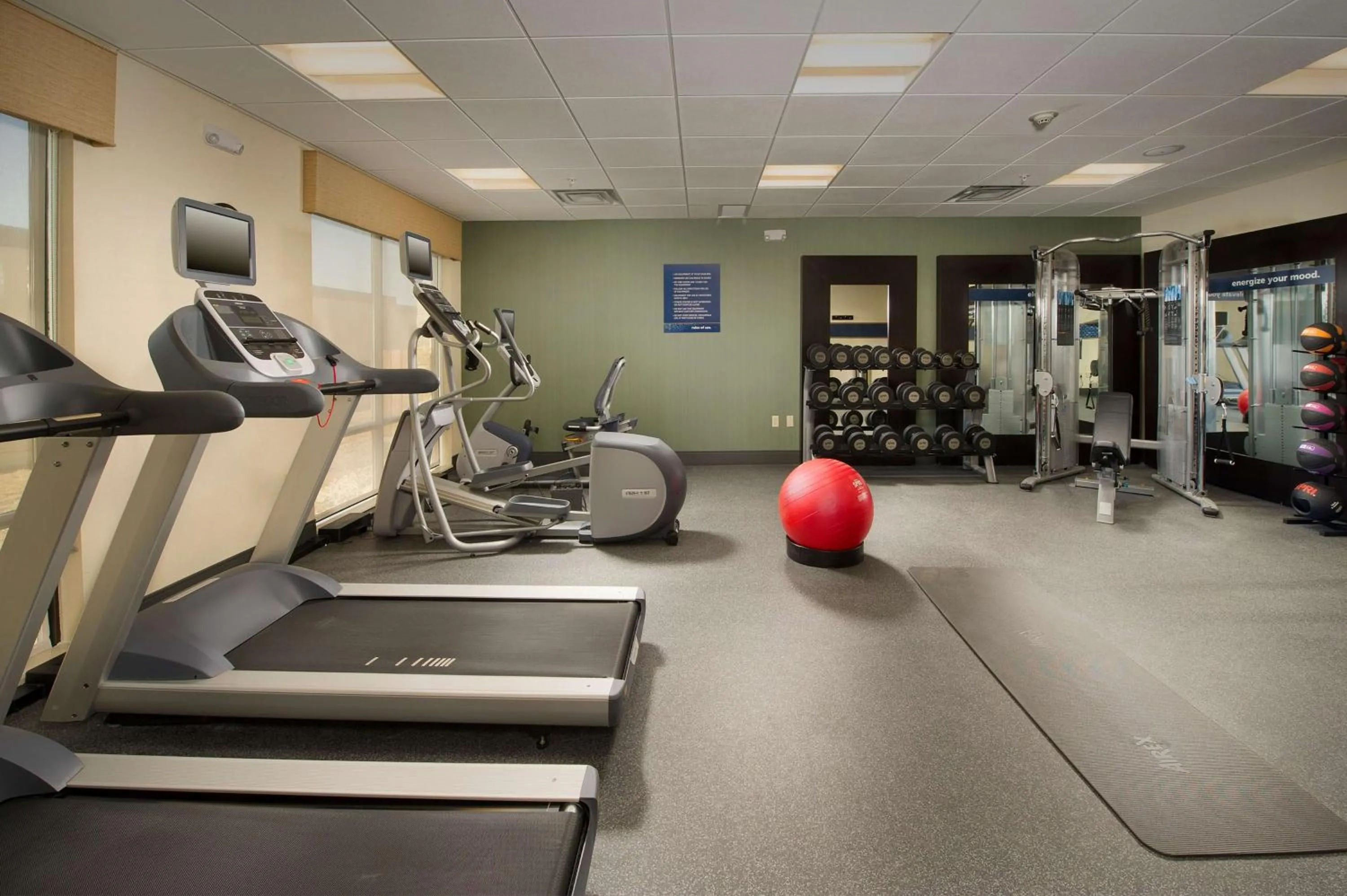 Fitness centre/facilities in Hampton Inn Temple