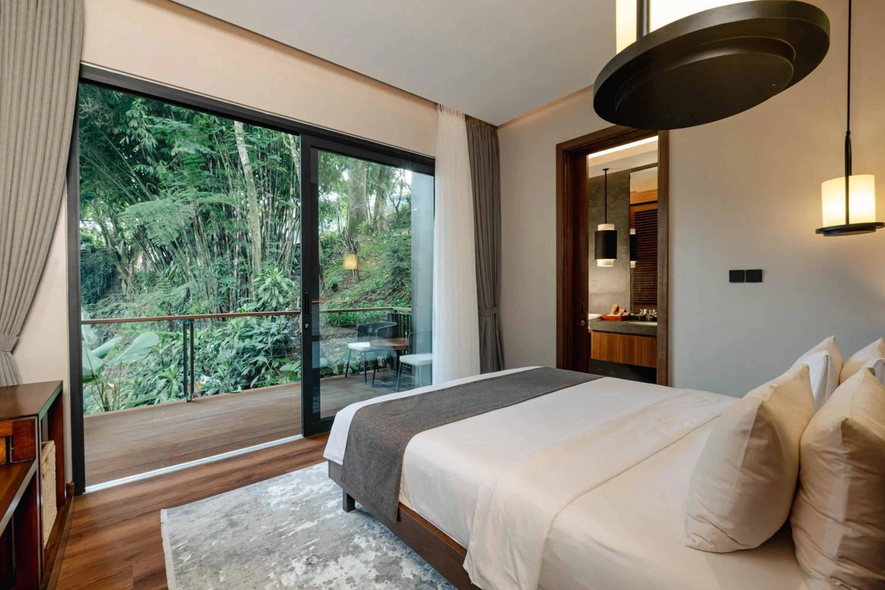 Bedroom, Bed in Plataran Puncak Residences