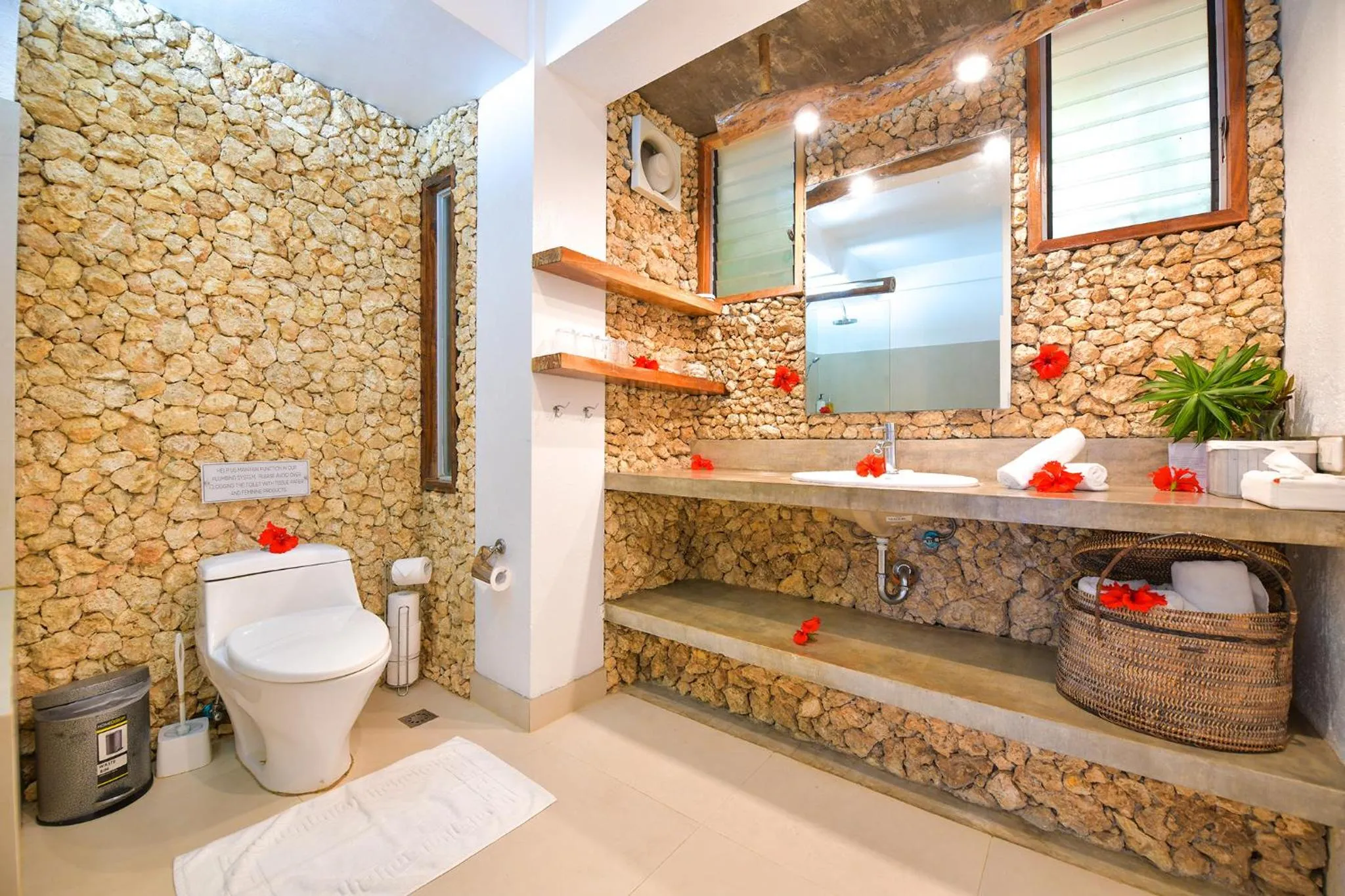 Bathroom in Diniview Villa Resort
