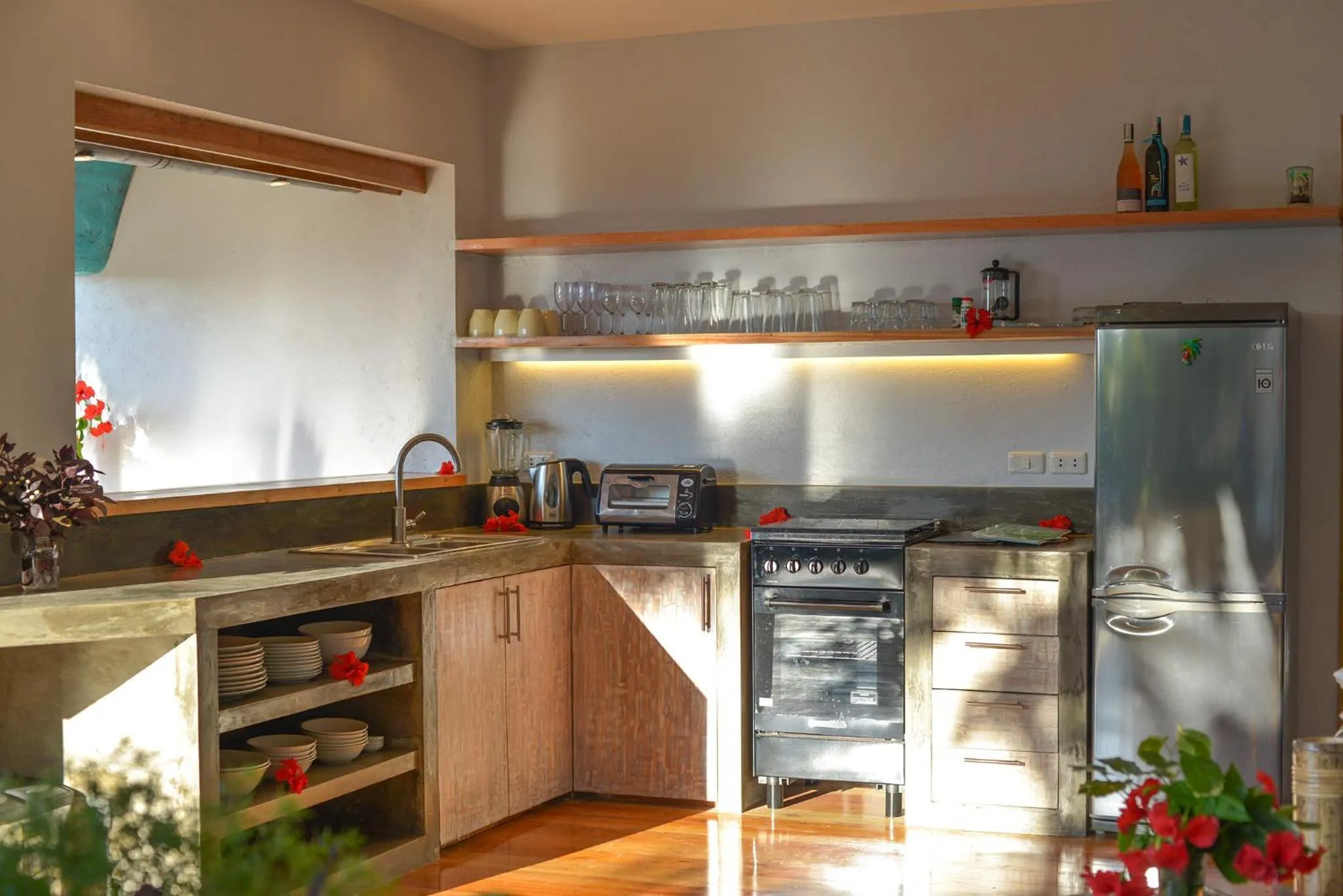 Coffee/tea facilities in Diniview Villa Resort