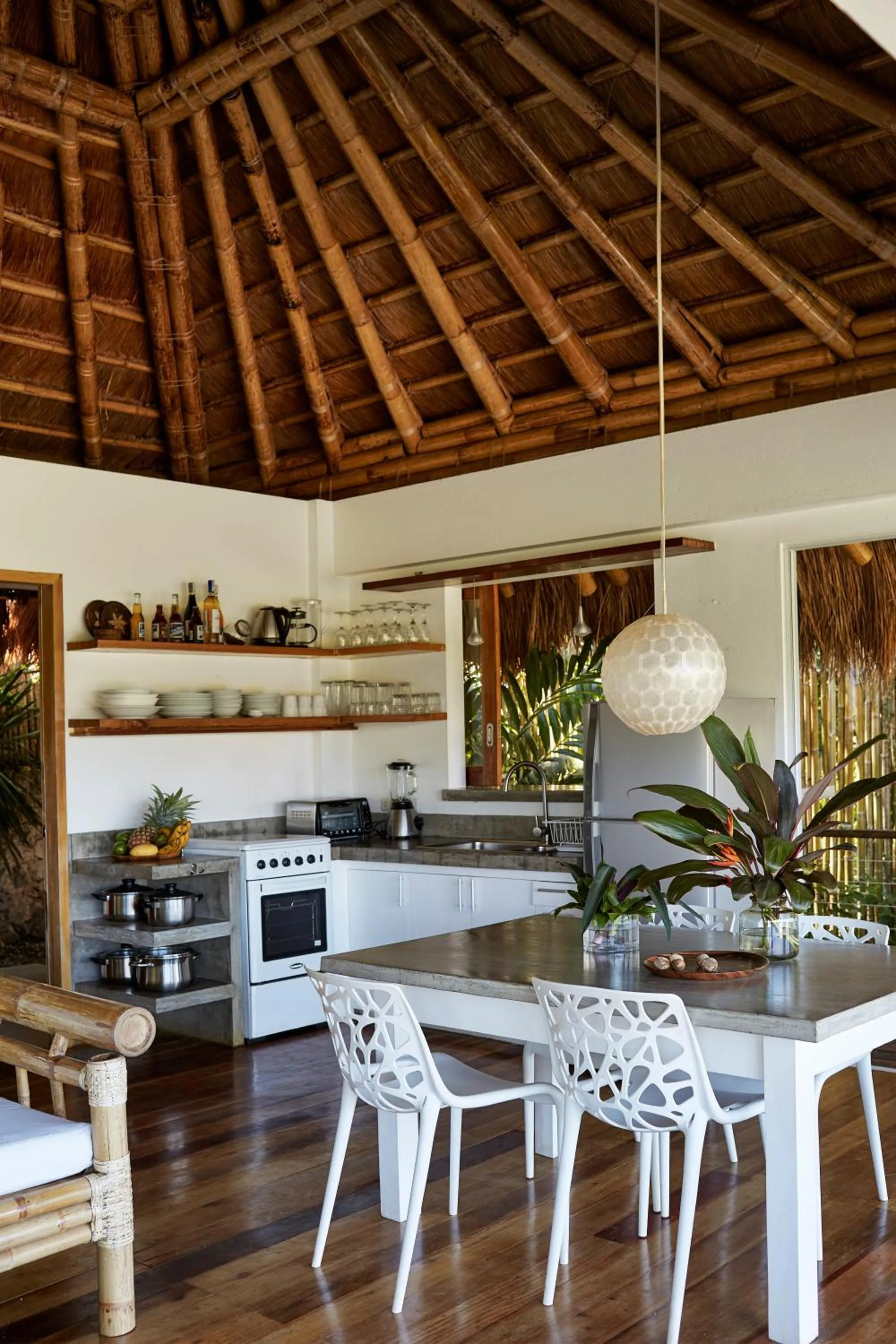 Coffee/tea facilities in Diniview Villa Resort