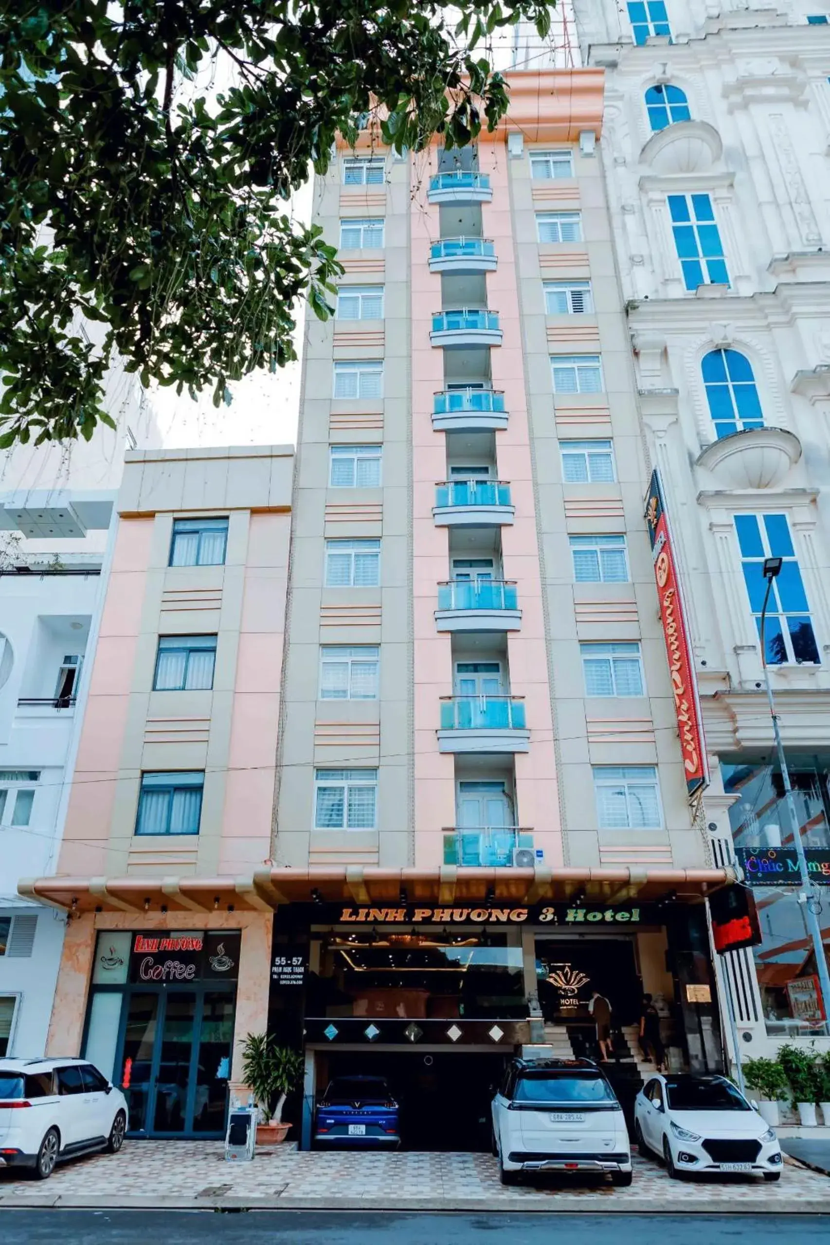 Property building in Linh Phuong 3 Hotel Property building in Linh Phuong 3 Hotel