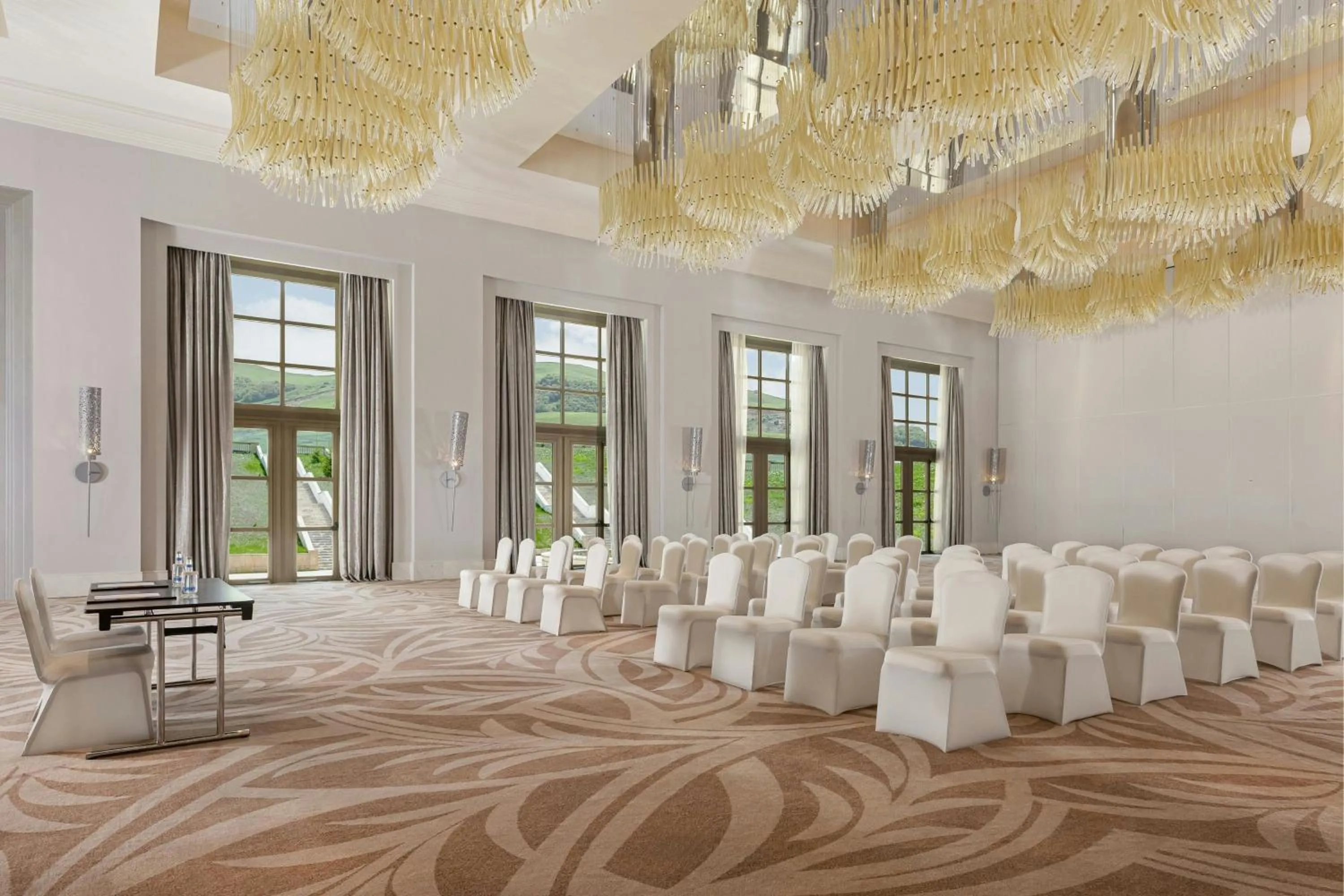 Meeting/conference room in Pik Palace, Shahdag, Autograph Collection