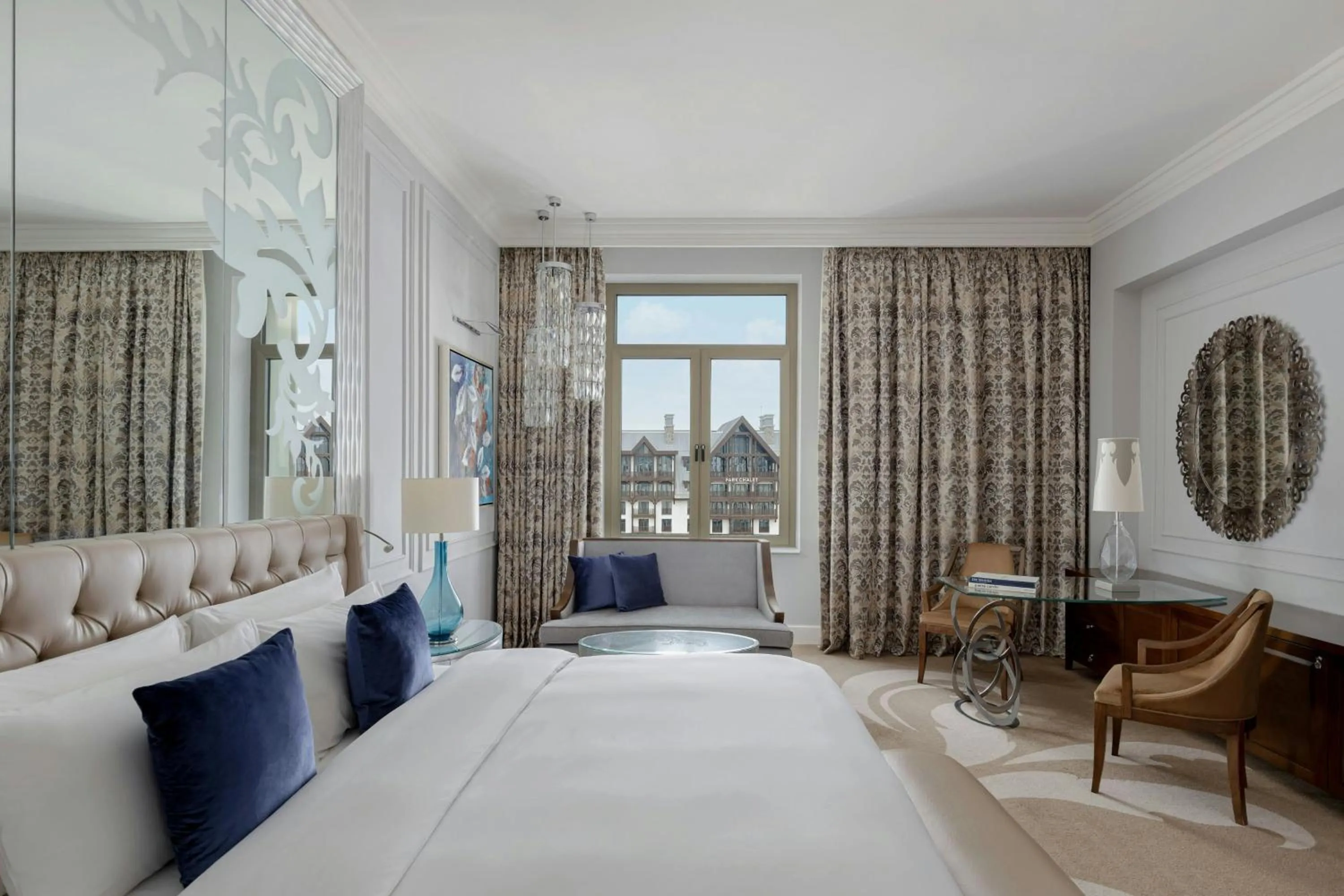 Photo of the whole room, Bed in Pik Palace, Shahdag, Autograph Collection