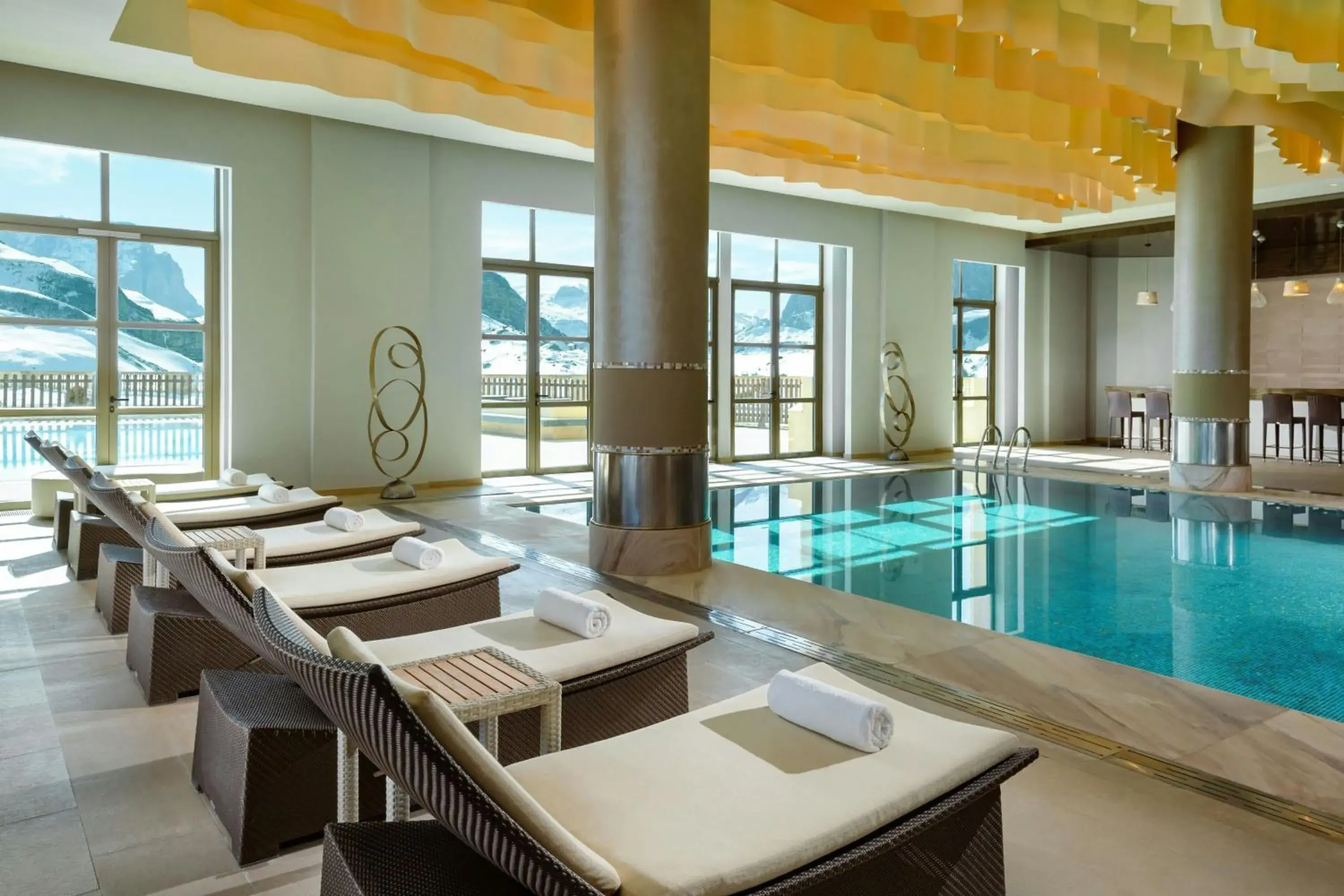 Swimming pool in Pik Palace, Shahdag, Autograph Collection Swimming pool in Pik Palace, Shahdag, Autograph Collection
