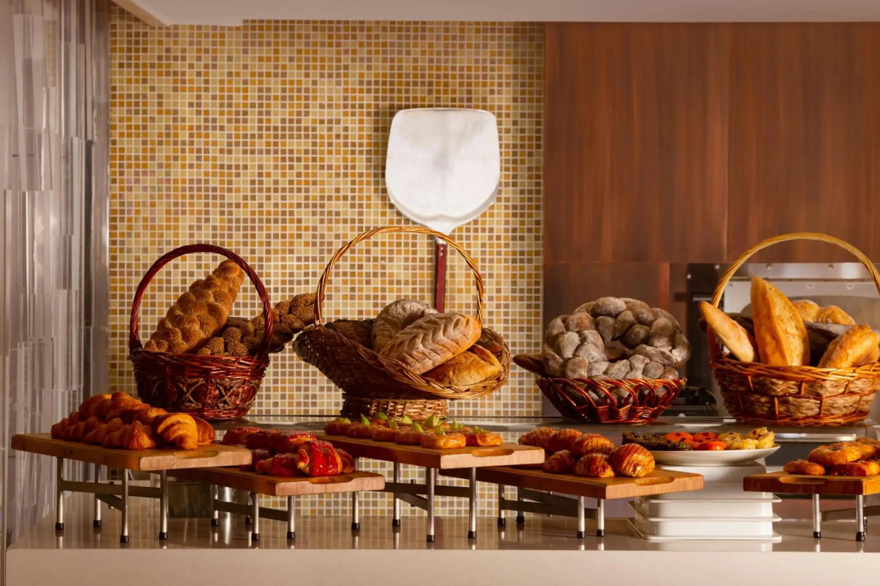 Restaurant/places to eat in Pik Palace, Shahdag, Autograph Collection Restaurant/places to eat in Pik Palace, Shahdag, Autograph Collection