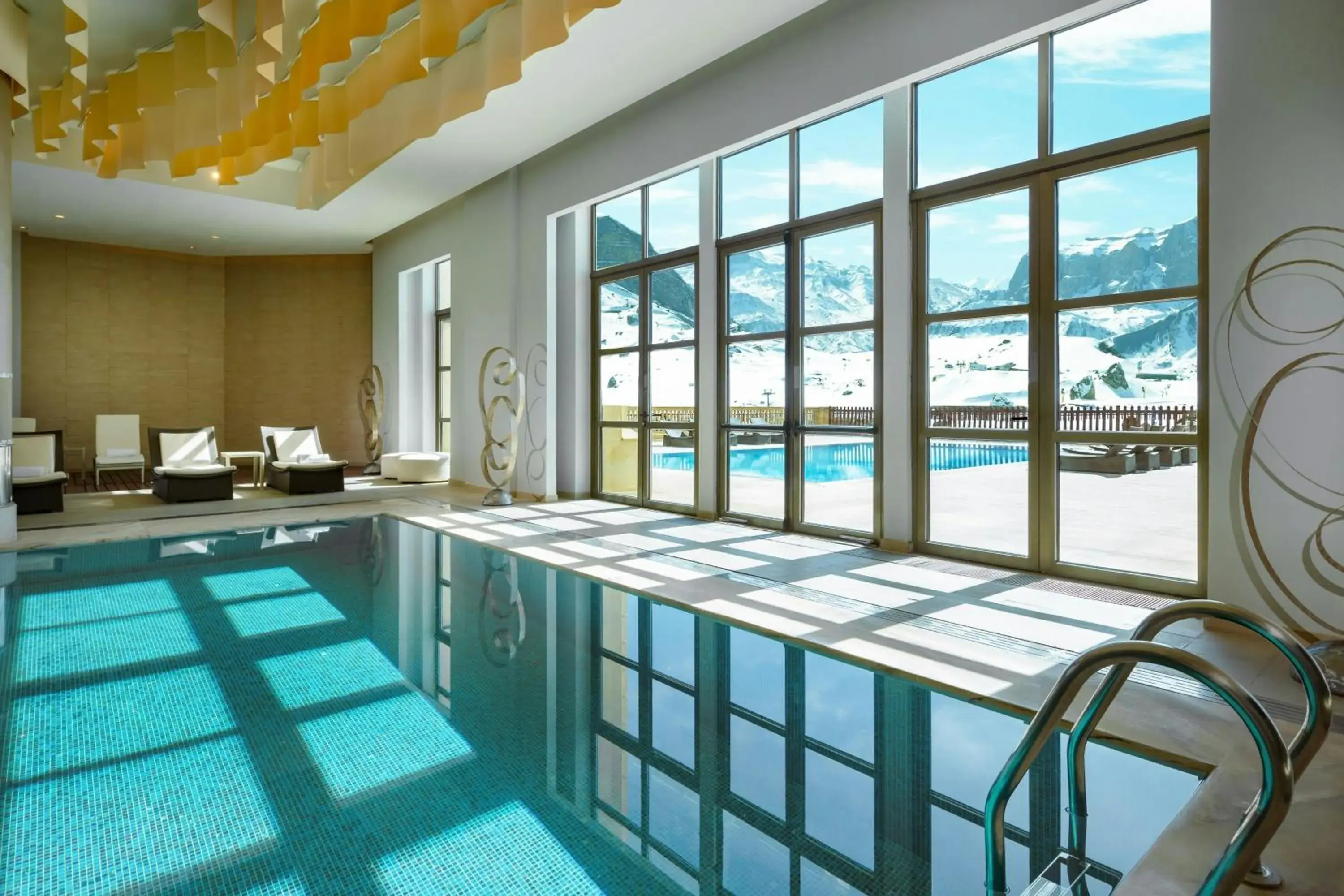Swimming pool in Pik Palace, Shahdag, Autograph Collection Swimming pool in Pik Palace, Shahdag, Autograph Collection