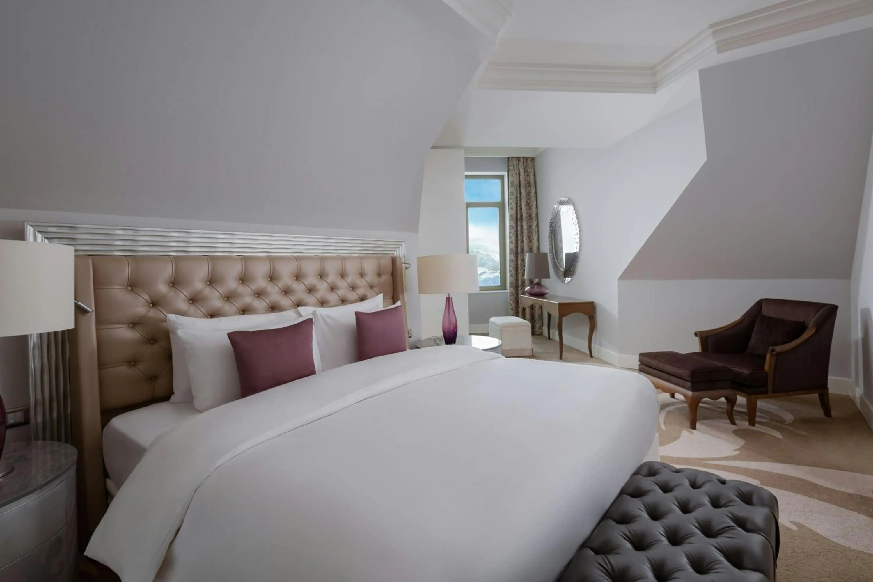 Photo of the whole room, Bed in Pik Palace, Shahdag, Autograph Collection