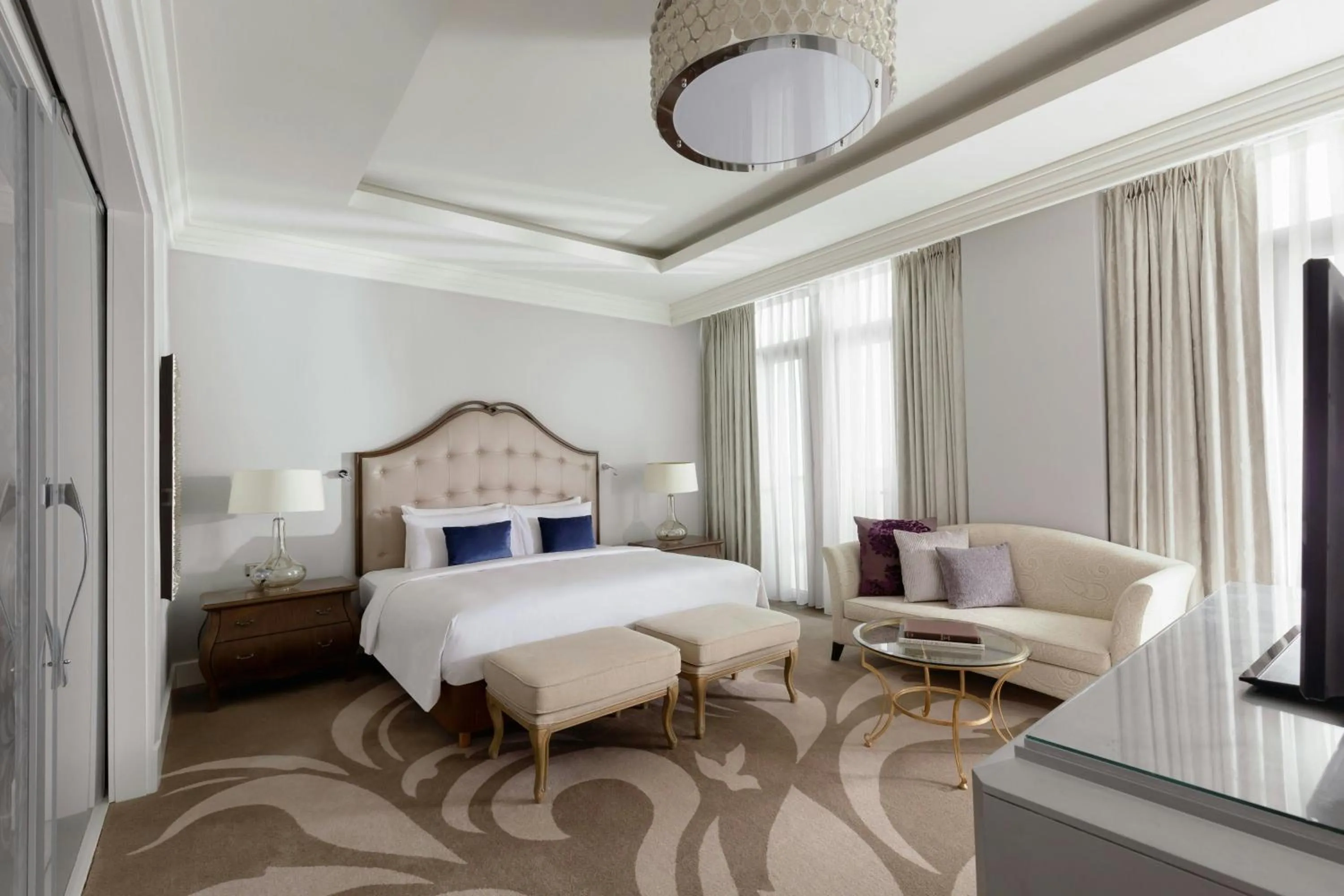 Photo of the whole room, Bed in Pik Palace, Shahdag, Autograph Collection