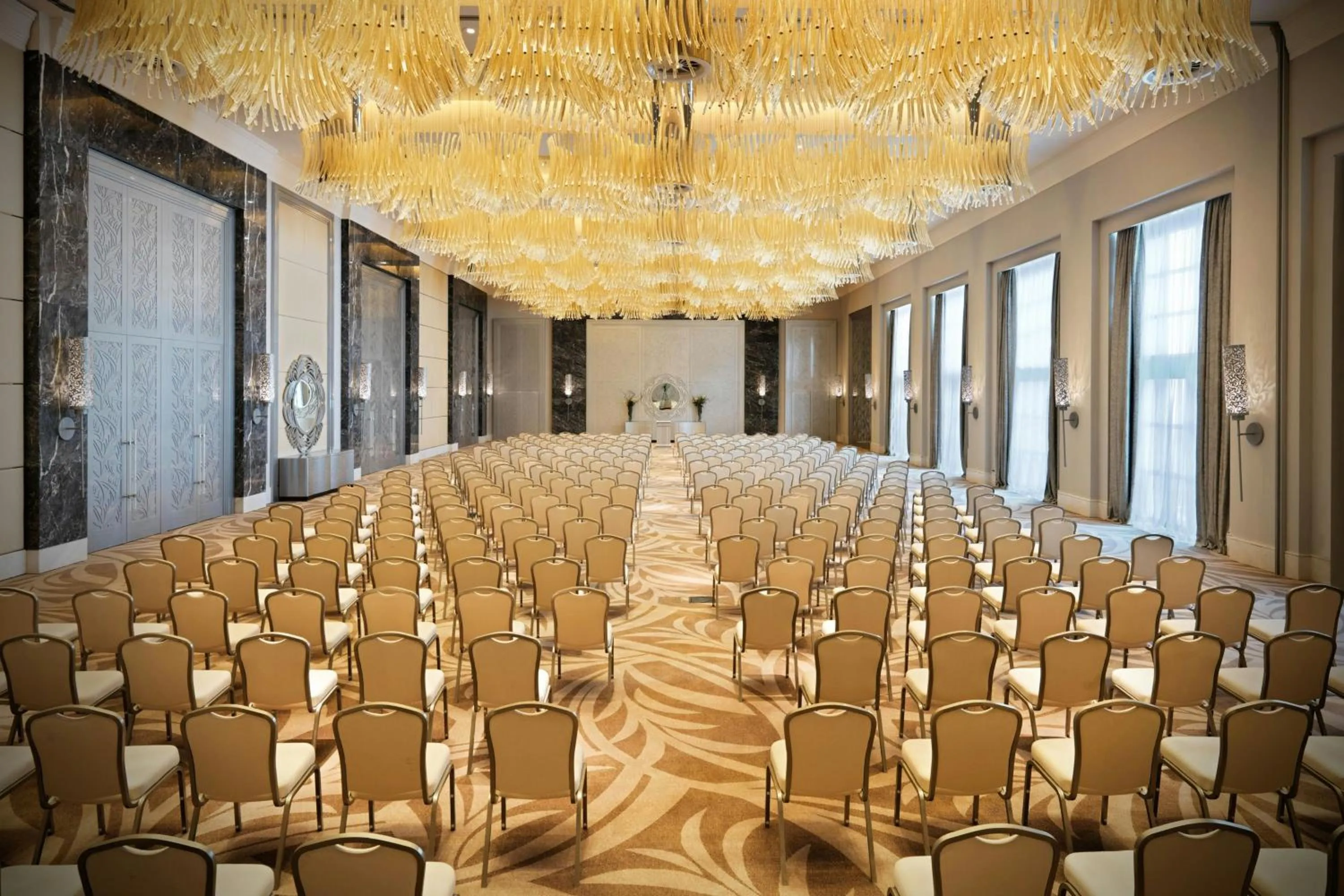 Meeting/conference room in Pik Palace, Shahdag, Autograph Collection