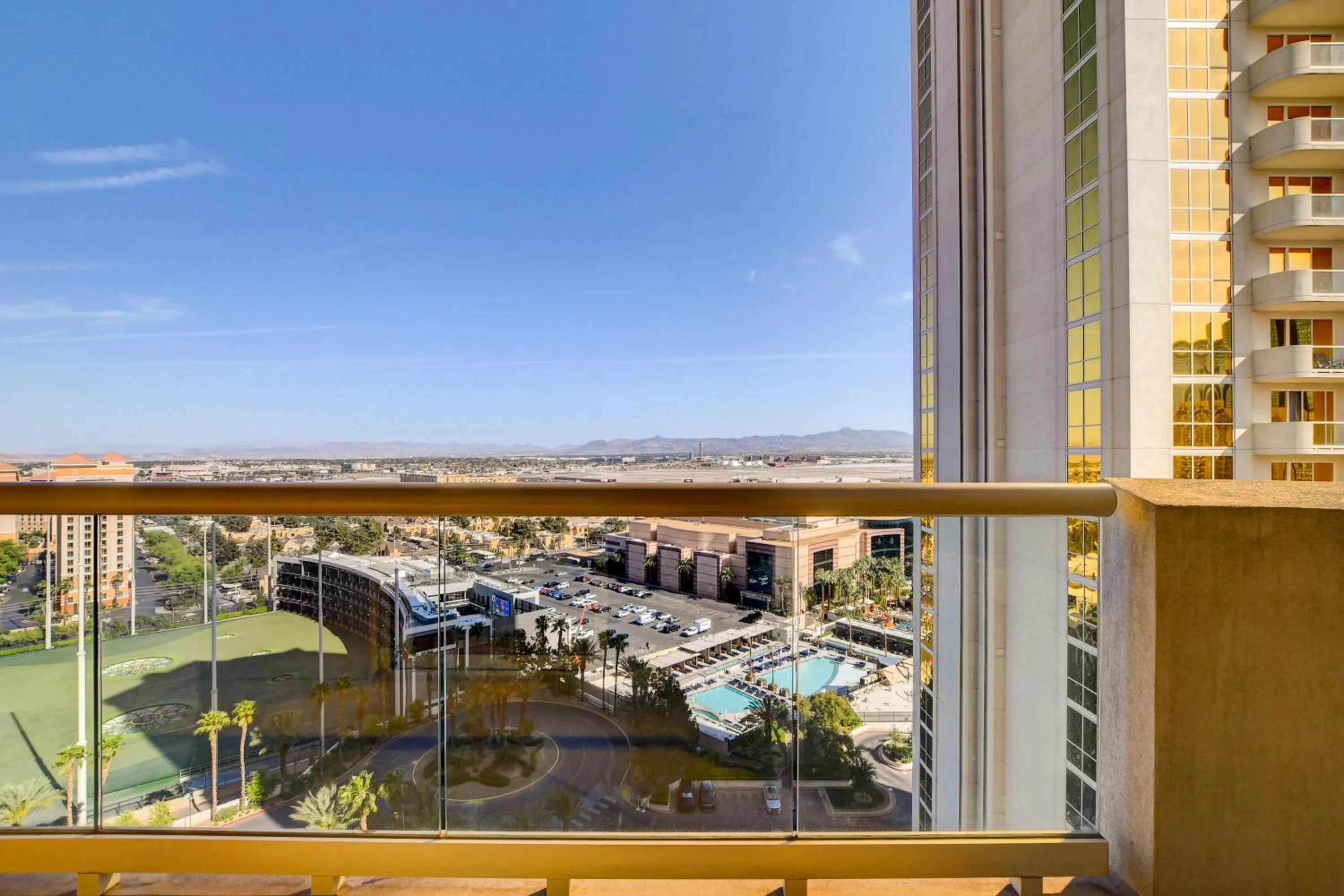 MGM Signature Towers by FantasticStay