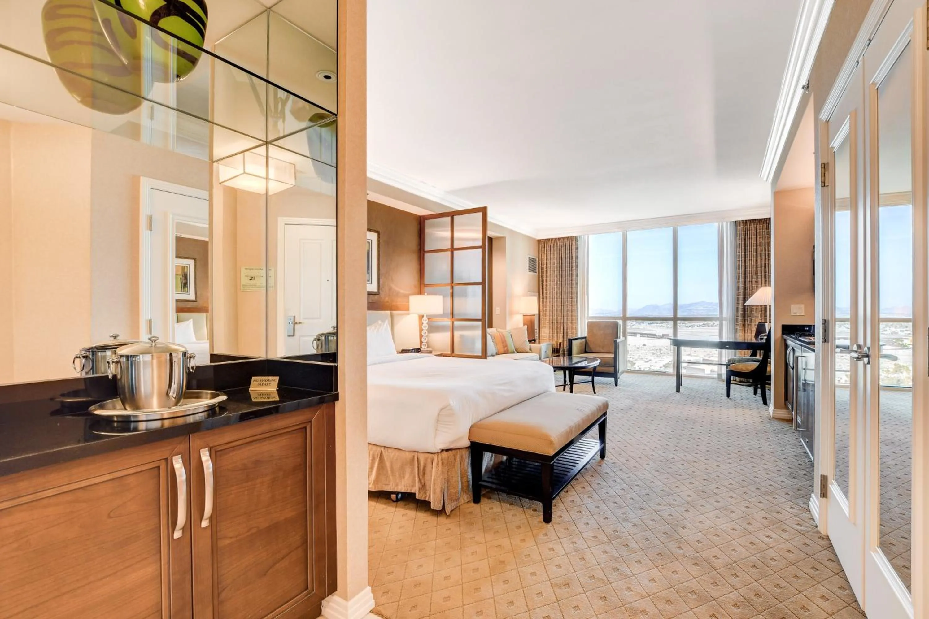 Bed in MGM Signature Towers by FantasticStay