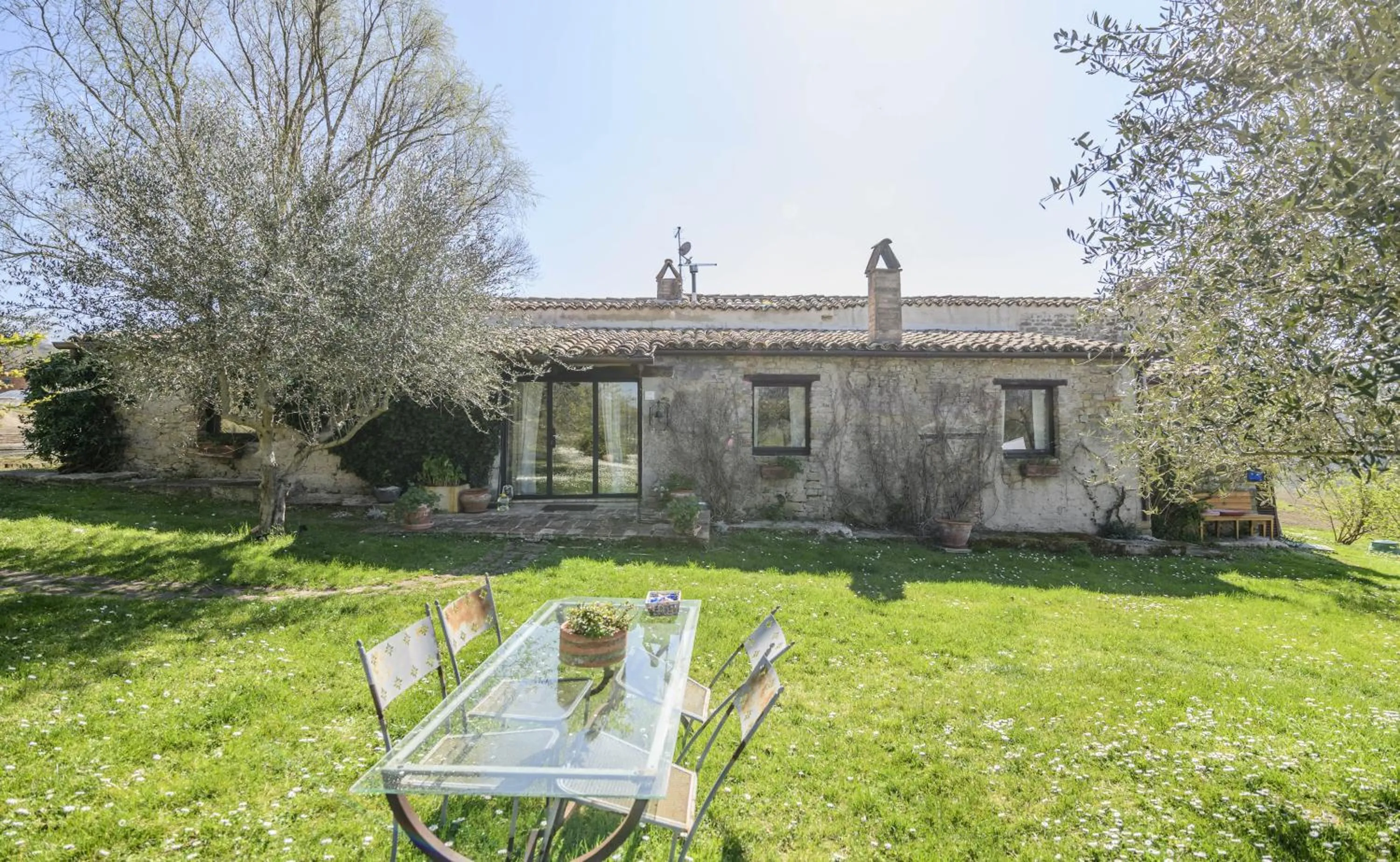 Property building in Le Bumbarelle