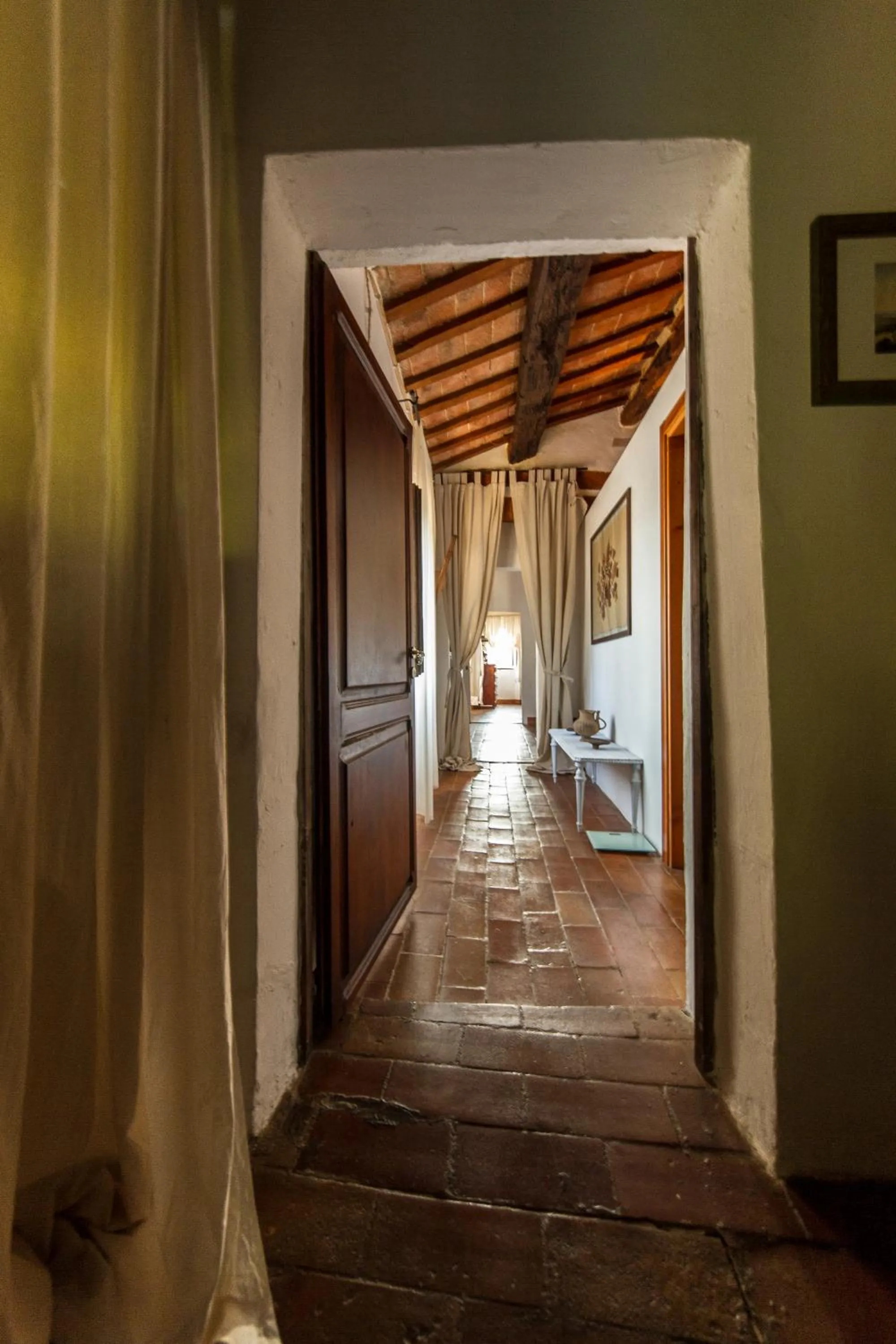 Decorative detail, Bed in Le Bumbarelle