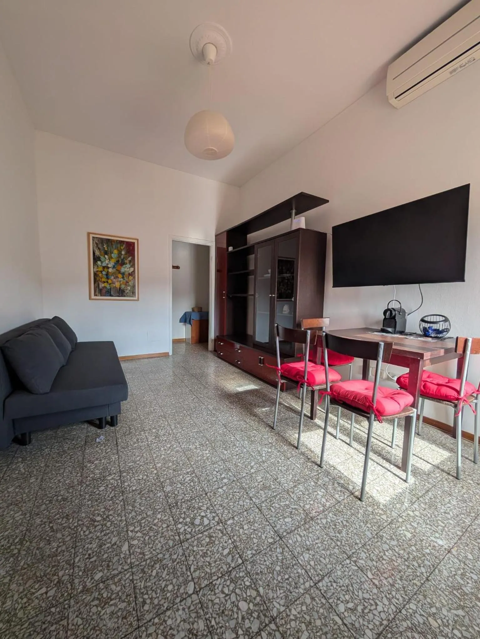 Dining area in Hbhall Residenze Darsena