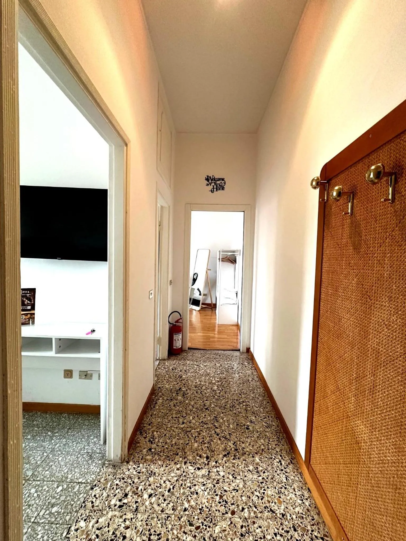 Property building in Hbhall Residenze Darsena