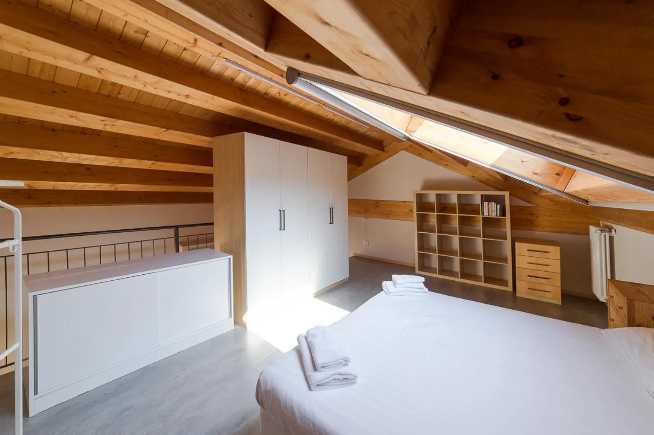 Photo of the whole room, Bed in Hbhall Residenze Darsena