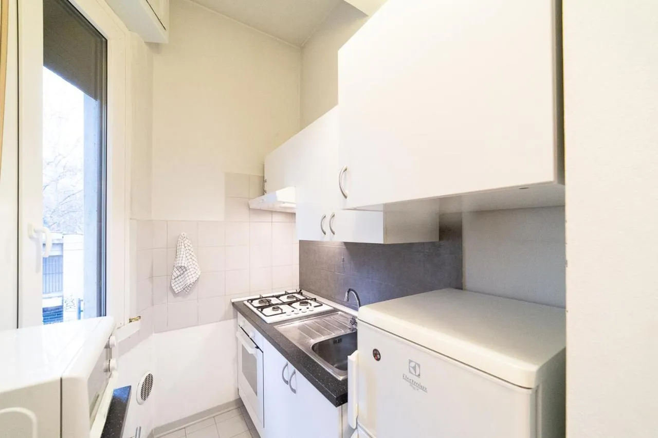 Kitchen or kitchenette in Hbhall Residenze Darsena