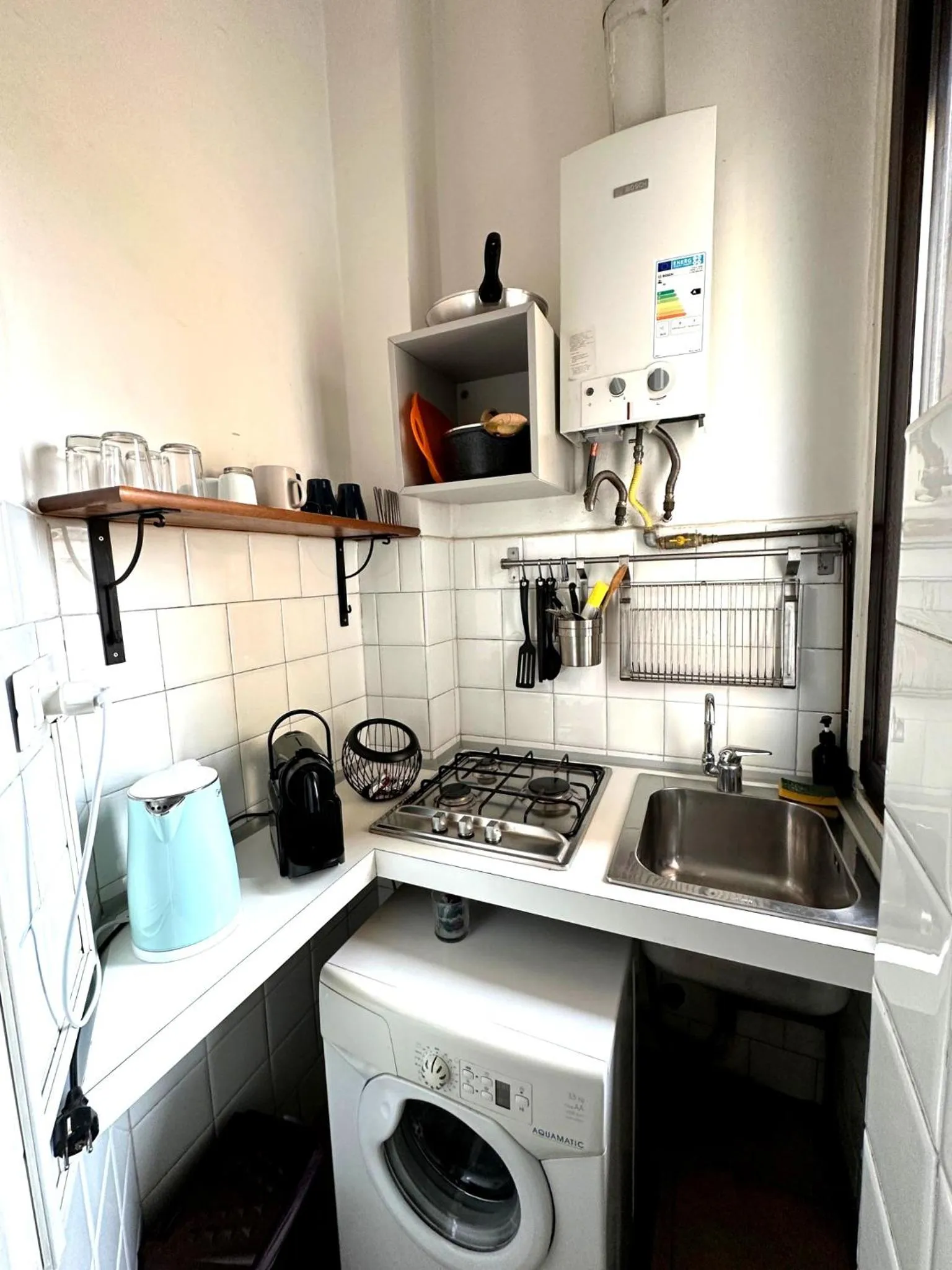 kitchen in Hbhall Residenze Darsena