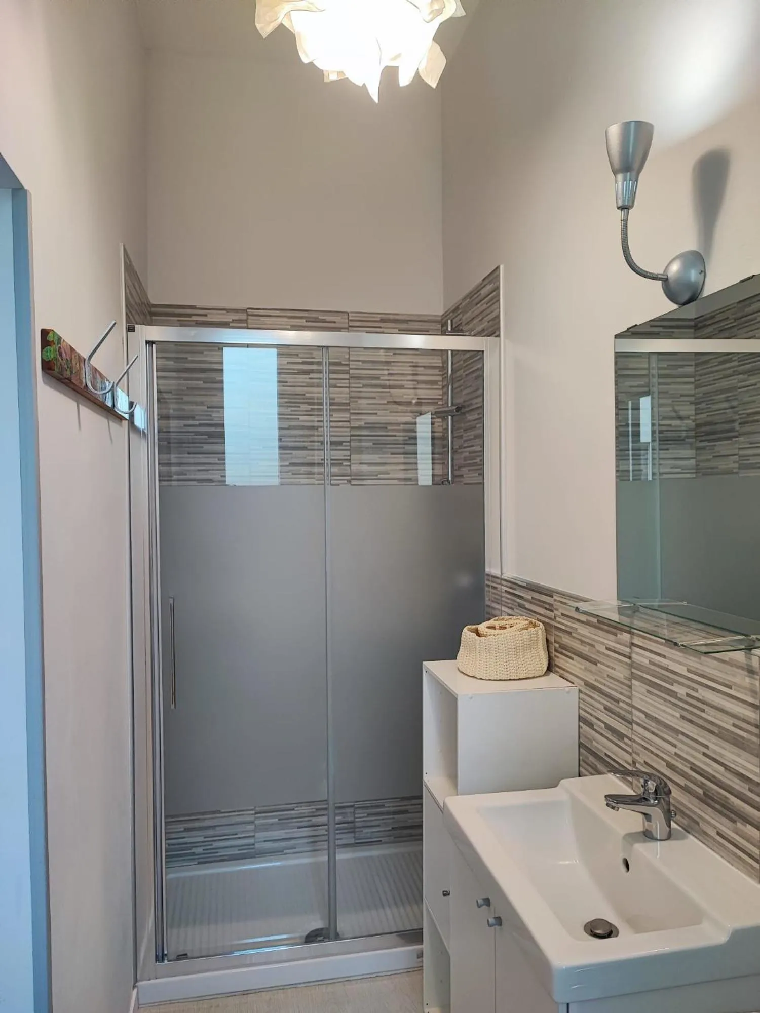 Shower in Hbhall Residenze Darsena