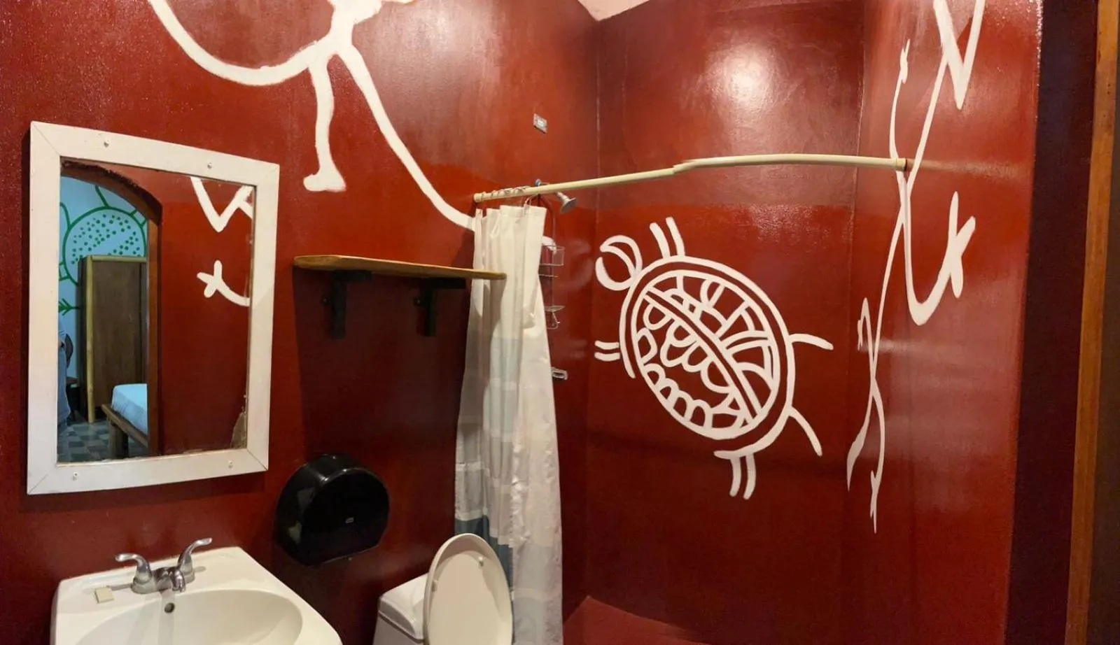 Bathroom in Cueva Nica