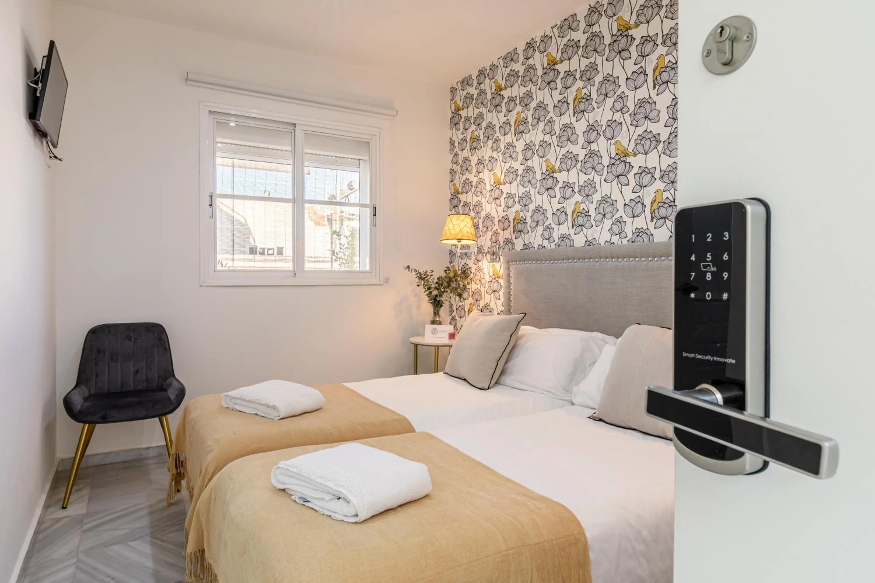 Bedroom, Bed in nüa alameda