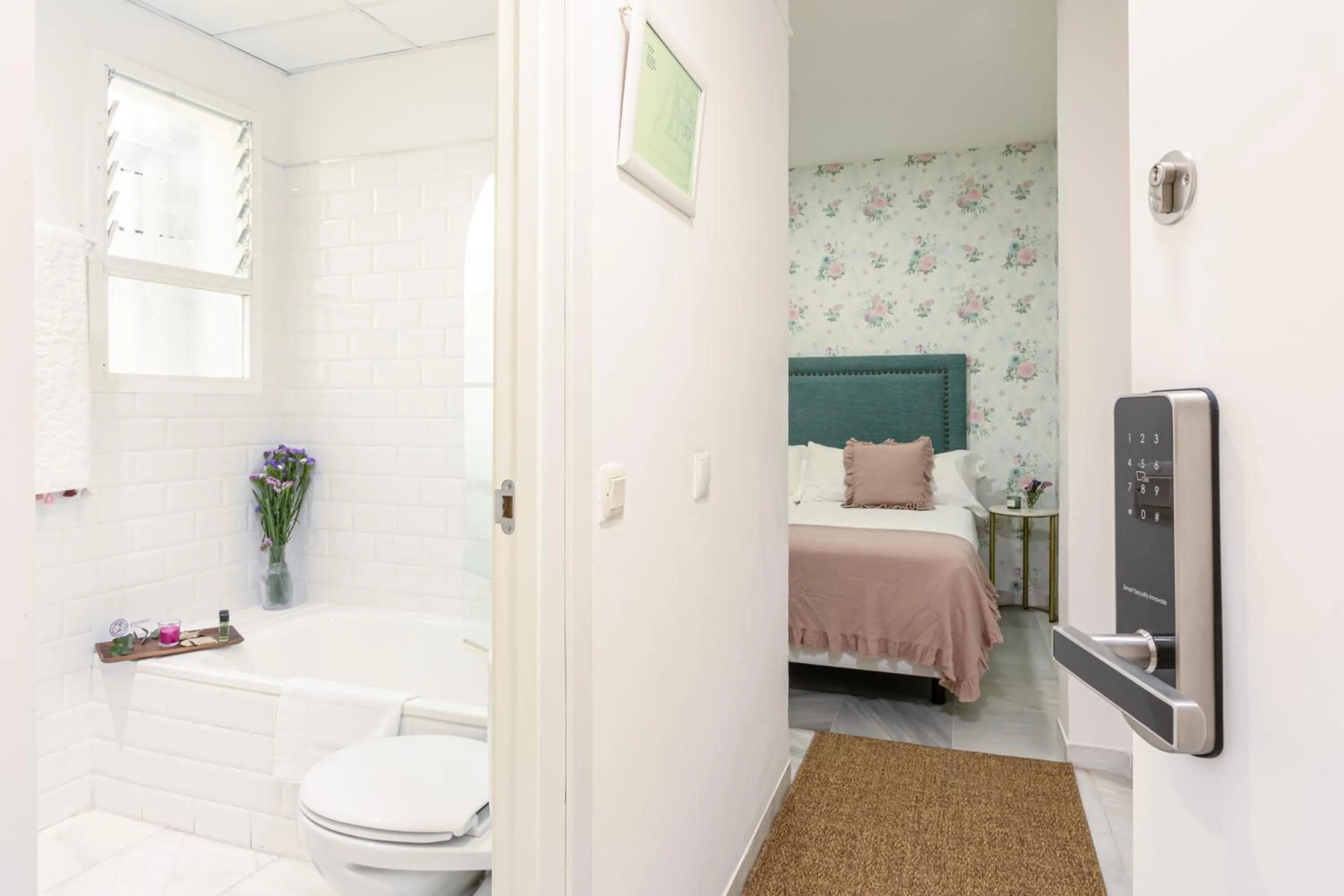 Photo of the whole room, Bed in nüa alameda