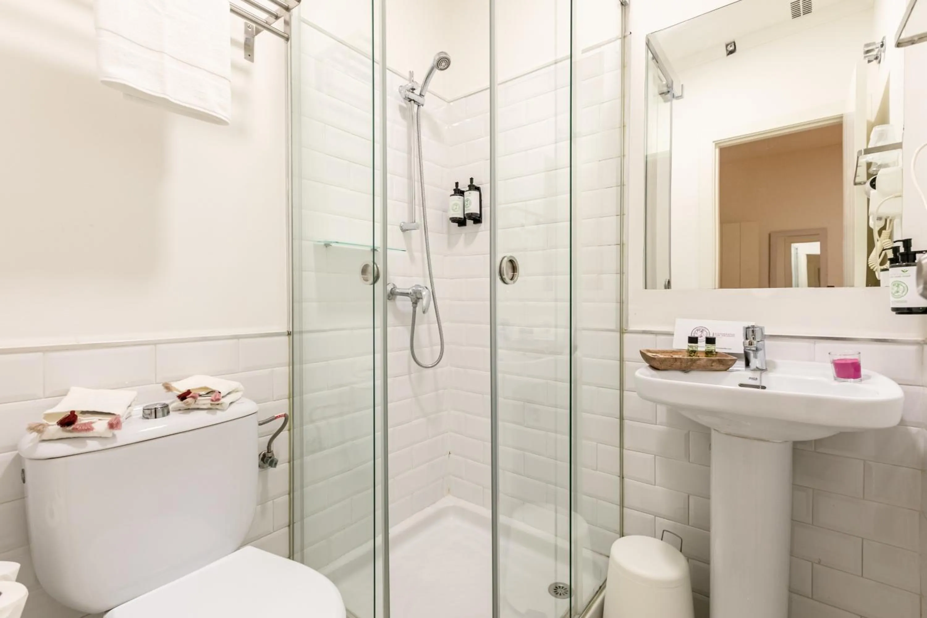 Shower in nüa alameda